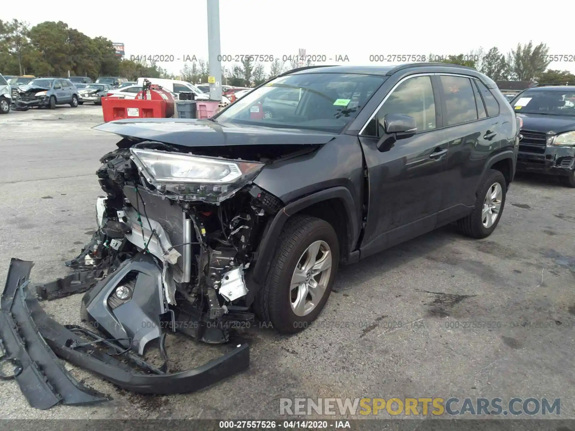 2 Фотография поврежденного автомобиля JTMW1RFV7KD505690 TOYOTA RAV4 2019