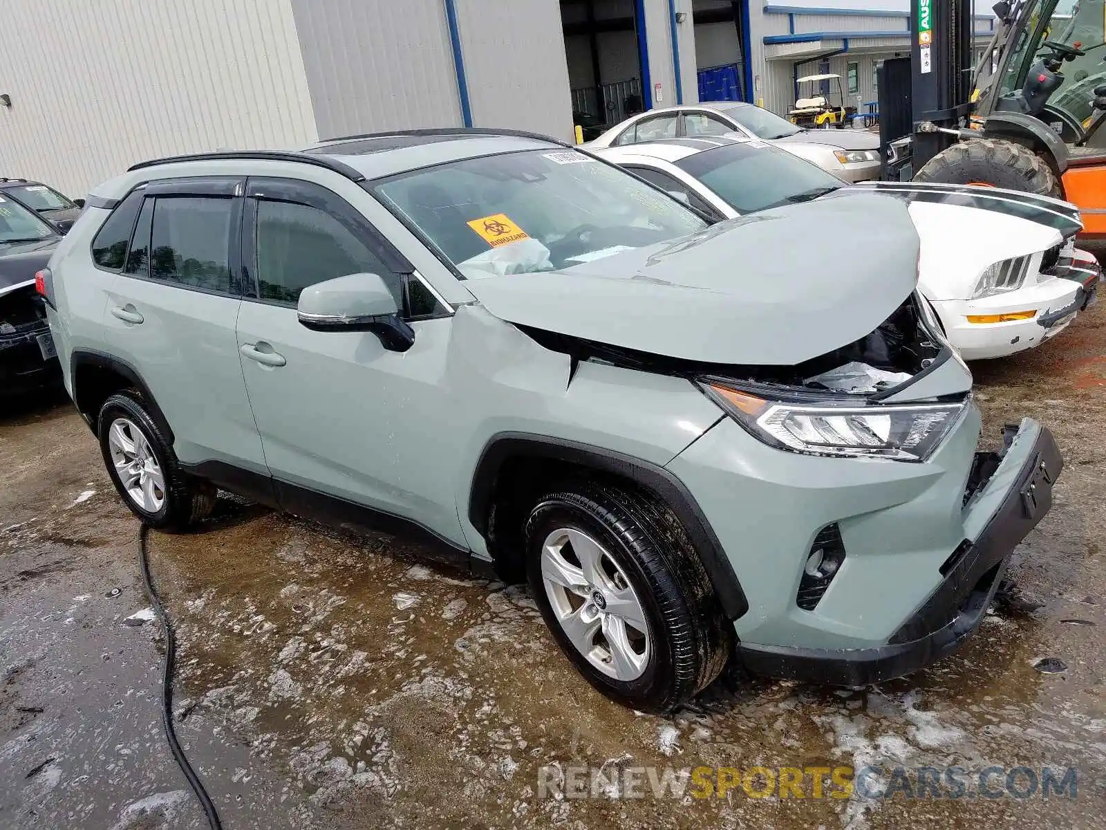 1 Photograph of a damaged car JTMW1RFV7KD507102 TOYOTA RAV4 2019