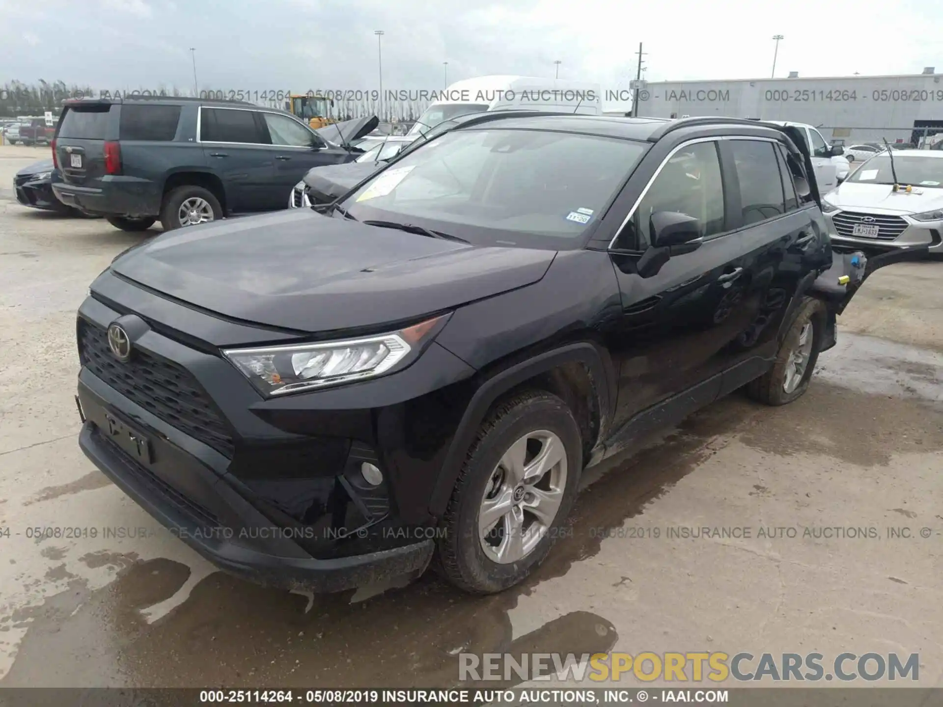 2 Фотография поврежденного автомобиля JTMW1RFV7KJ001190 TOYOTA RAV4 2019