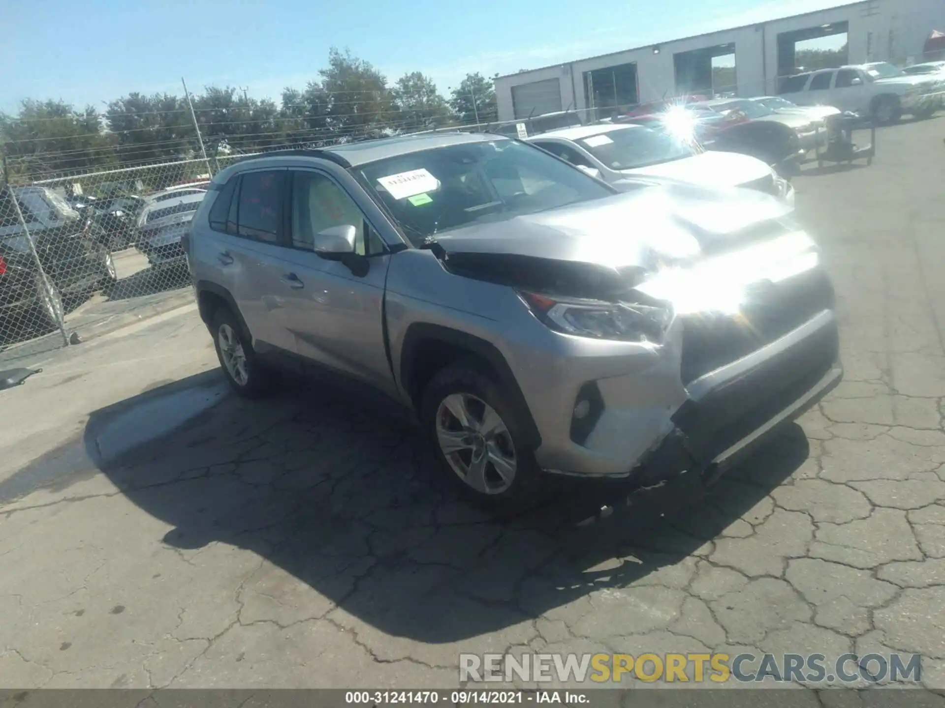 1 Photograph of a damaged car JTMW1RFV7KJ005613 TOYOTA RAV4 2019