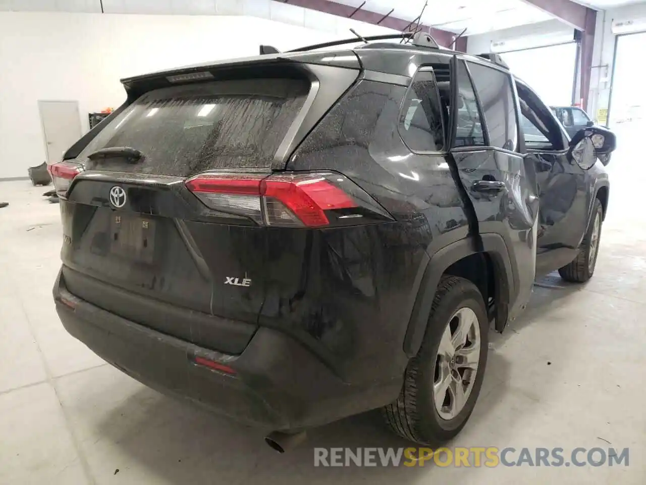 4 Photograph of a damaged car JTMW1RFV8KD002797 TOYOTA RAV4 2019