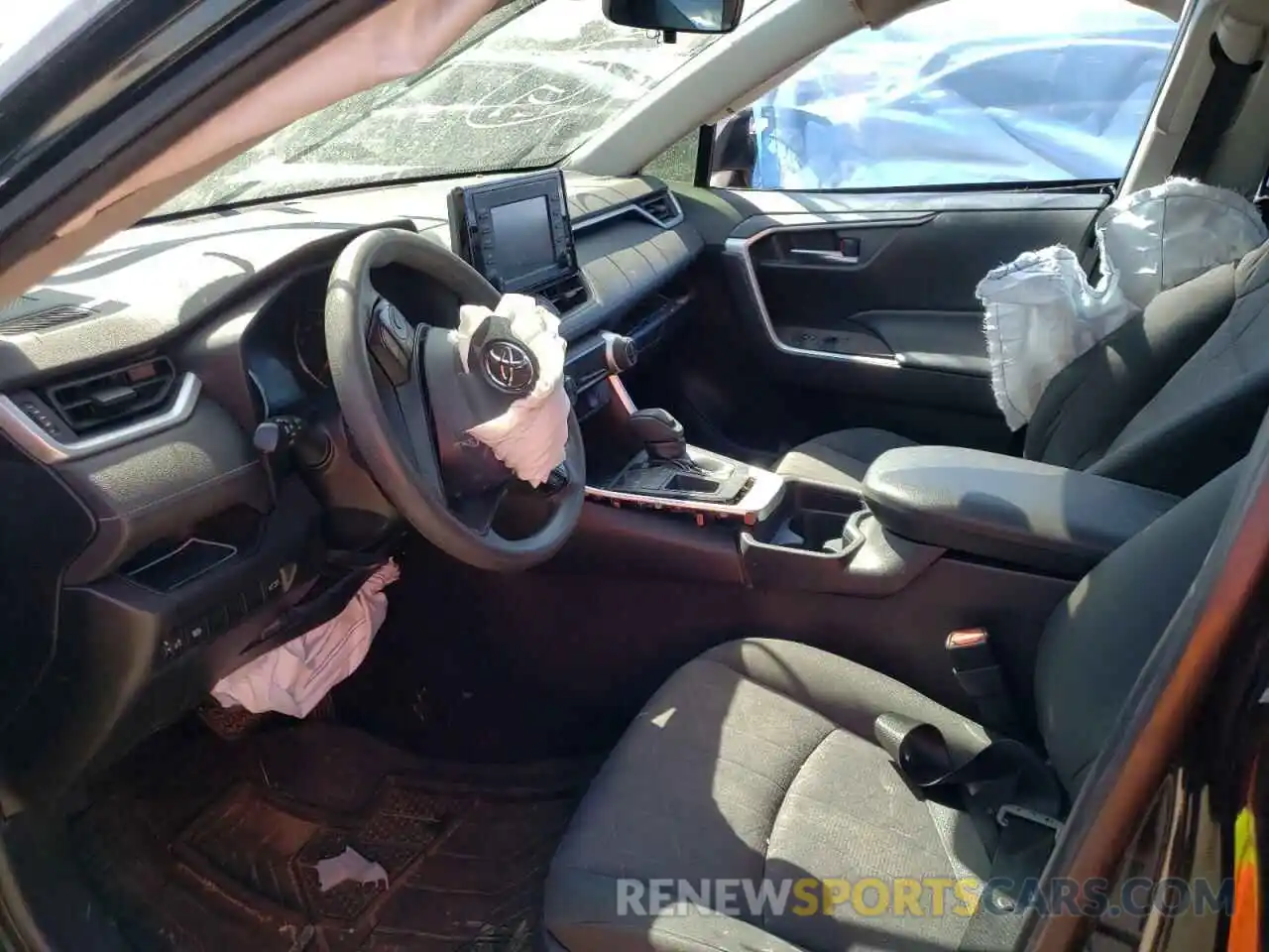 5 Photograph of a damaged car JTMW1RFV8KD002797 TOYOTA RAV4 2019