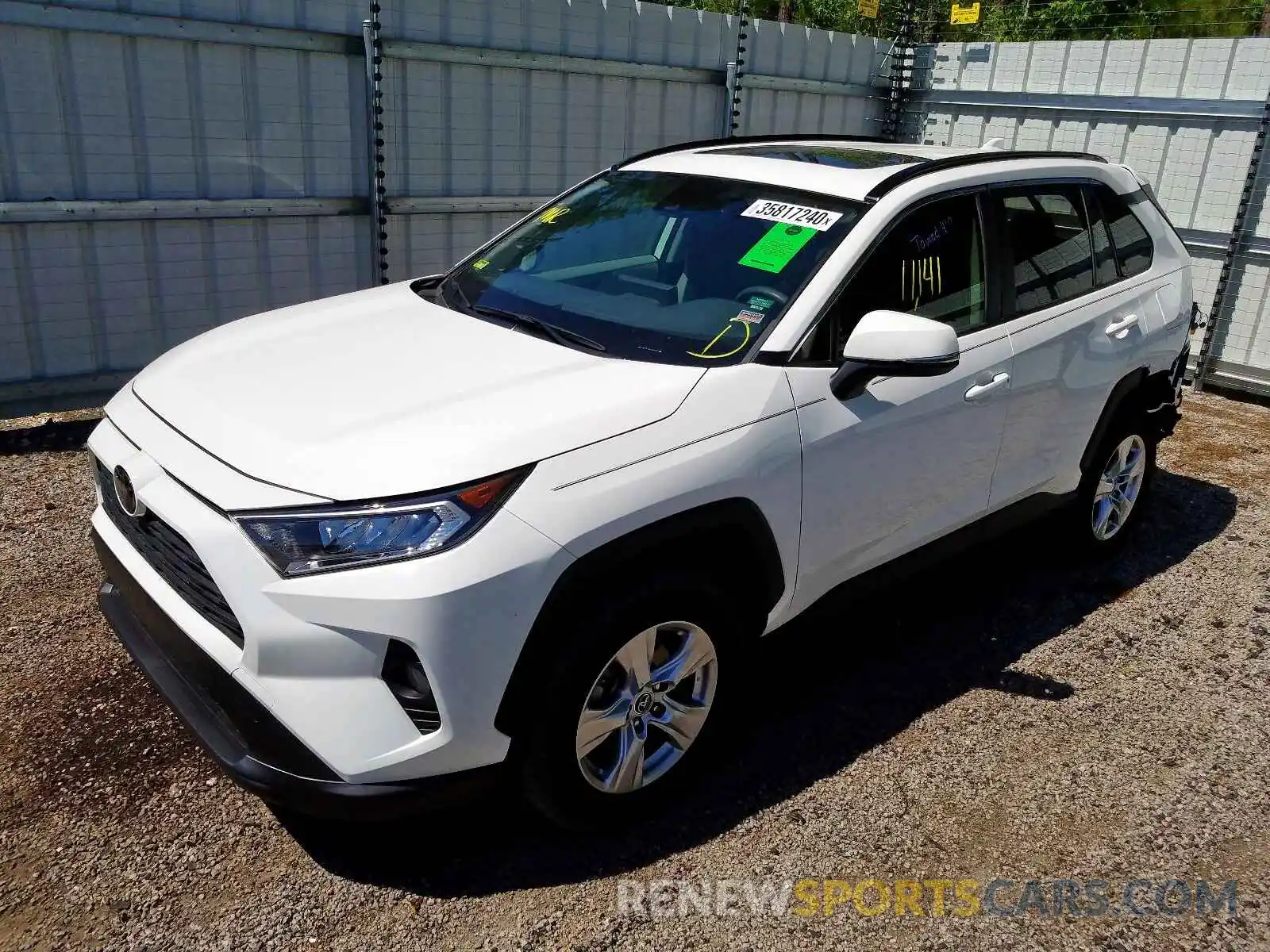 2 Фотография поврежденного автомобиля JTMW1RFV8KD004100 TOYOTA RAV4 2019