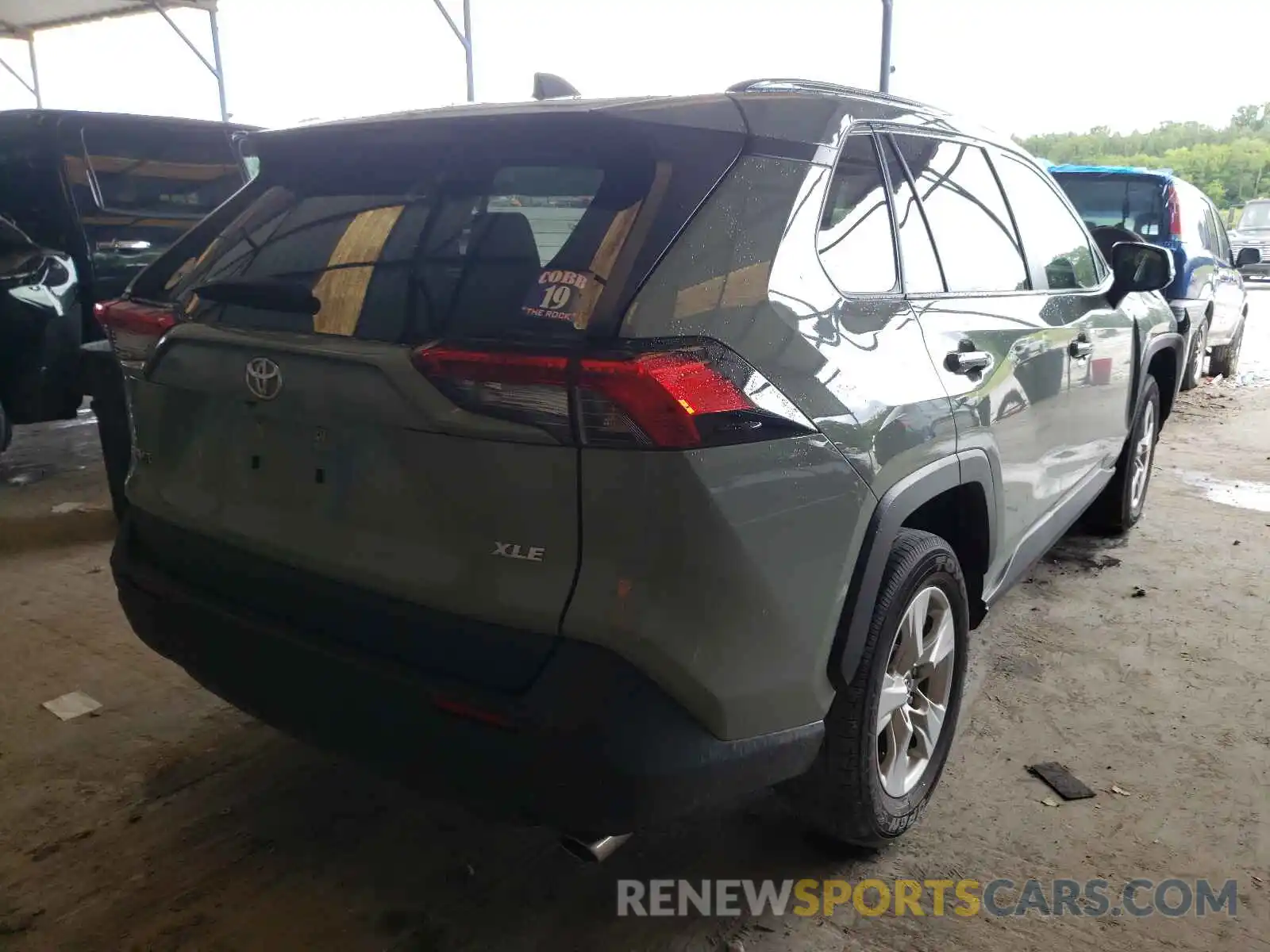 4 Фотография поврежденного автомобиля JTMW1RFV8KD012052 TOYOTA RAV4 2019