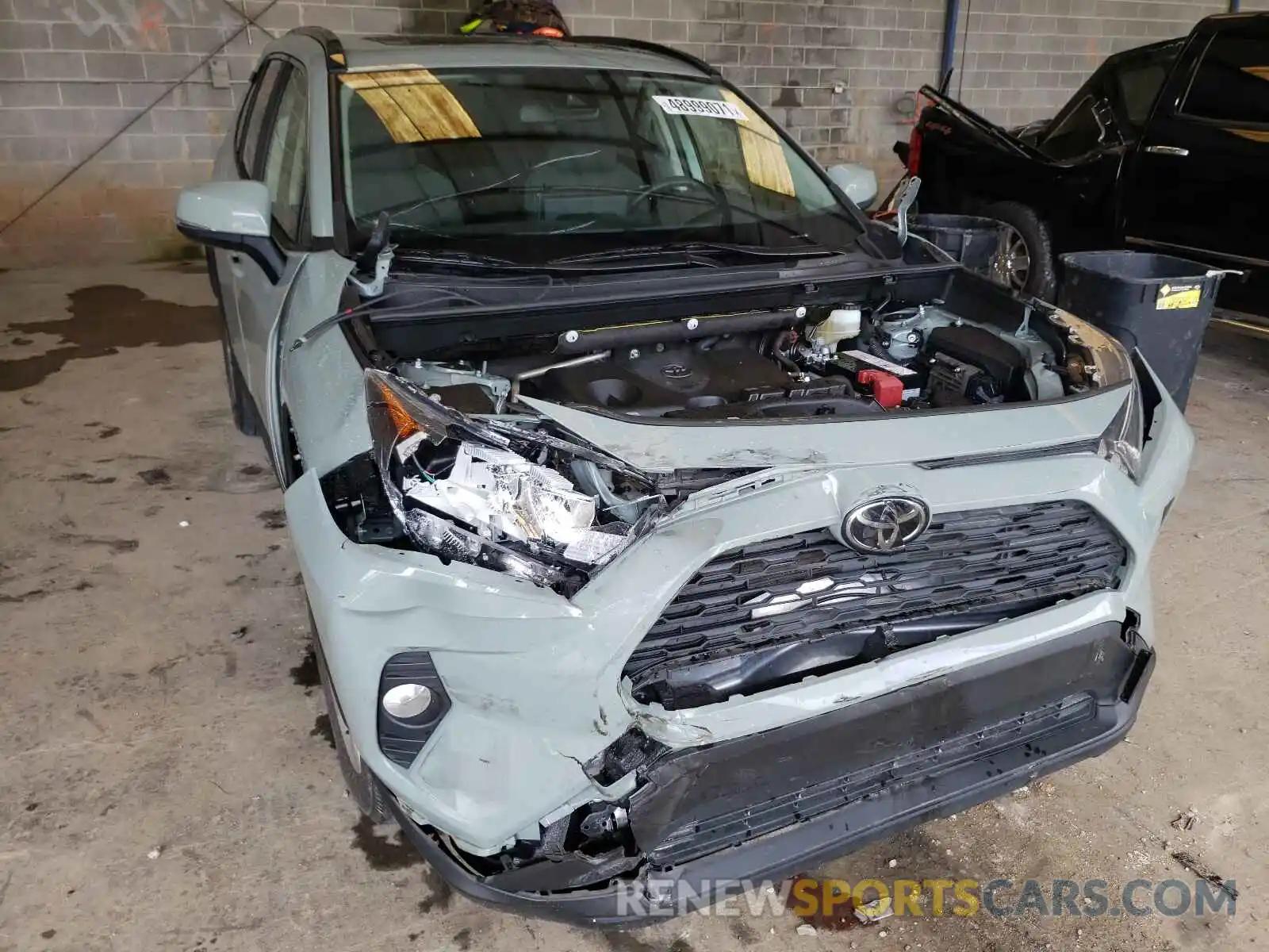 9 Photograph of a damaged car JTMW1RFV8KD012052 TOYOTA RAV4 2019