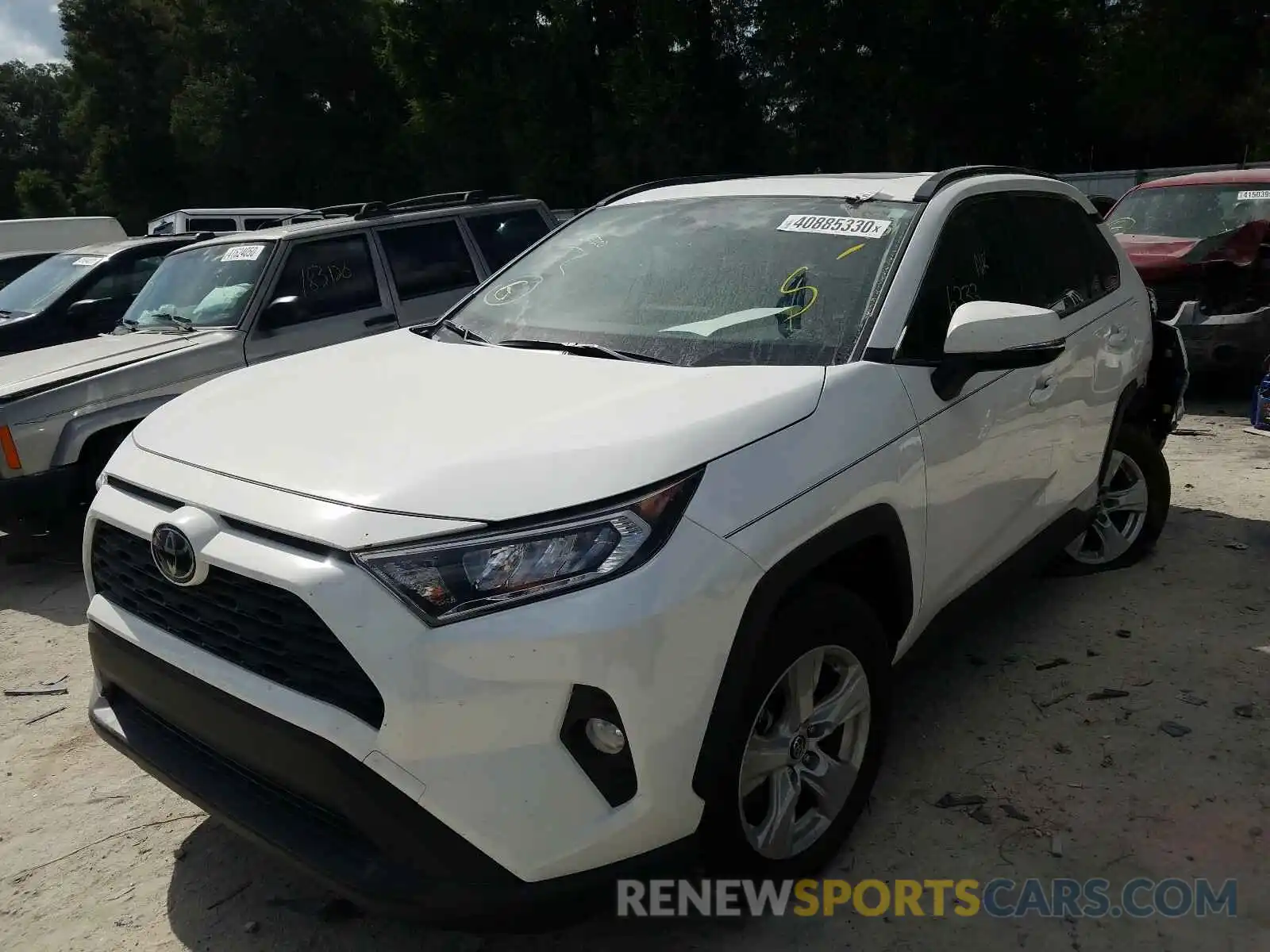 2 Фотография поврежденного автомобиля JTMW1RFV8KD014030 TOYOTA RAV4 2019