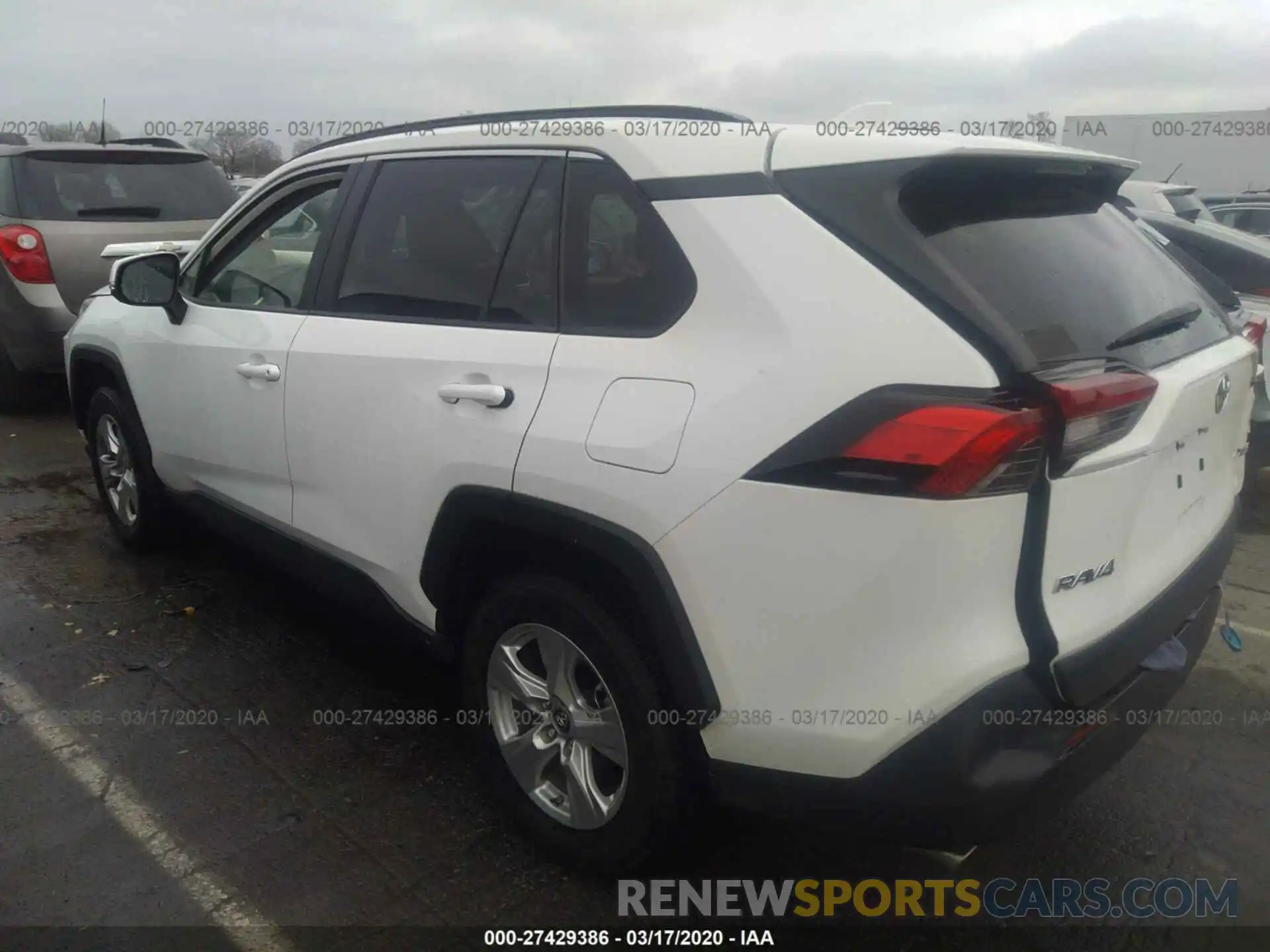 3 Photograph of a damaged car JTMW1RFV8KD014738 TOYOTA RAV4 2019