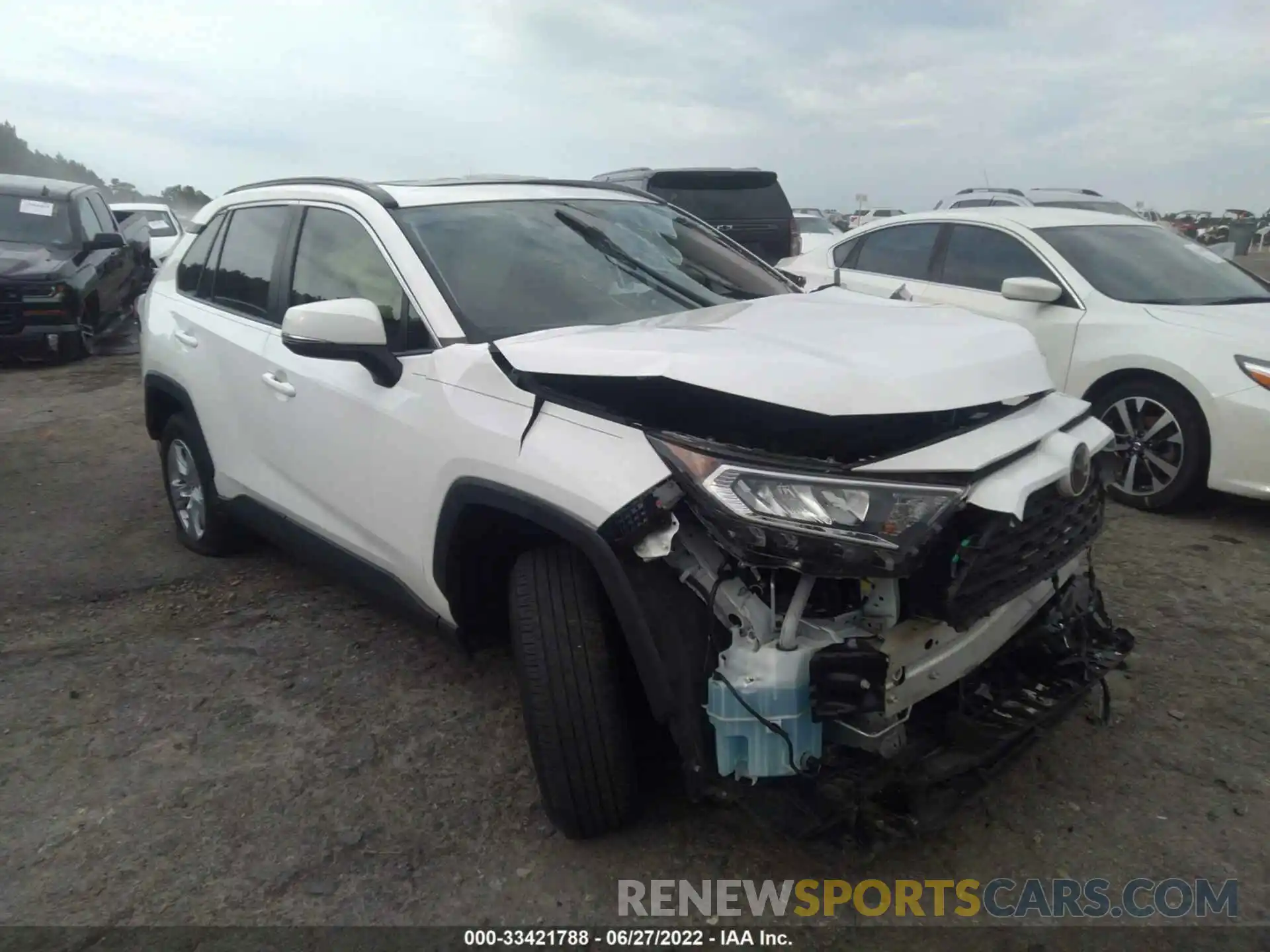 1 Photograph of a damaged car JTMW1RFV8KD019907 TOYOTA RAV4 2019