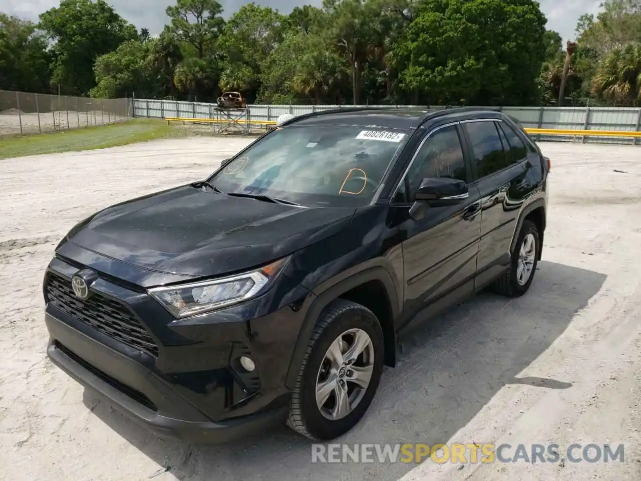 2 Photograph of a damaged car JTMW1RFV8KD022435 TOYOTA RAV4 2019