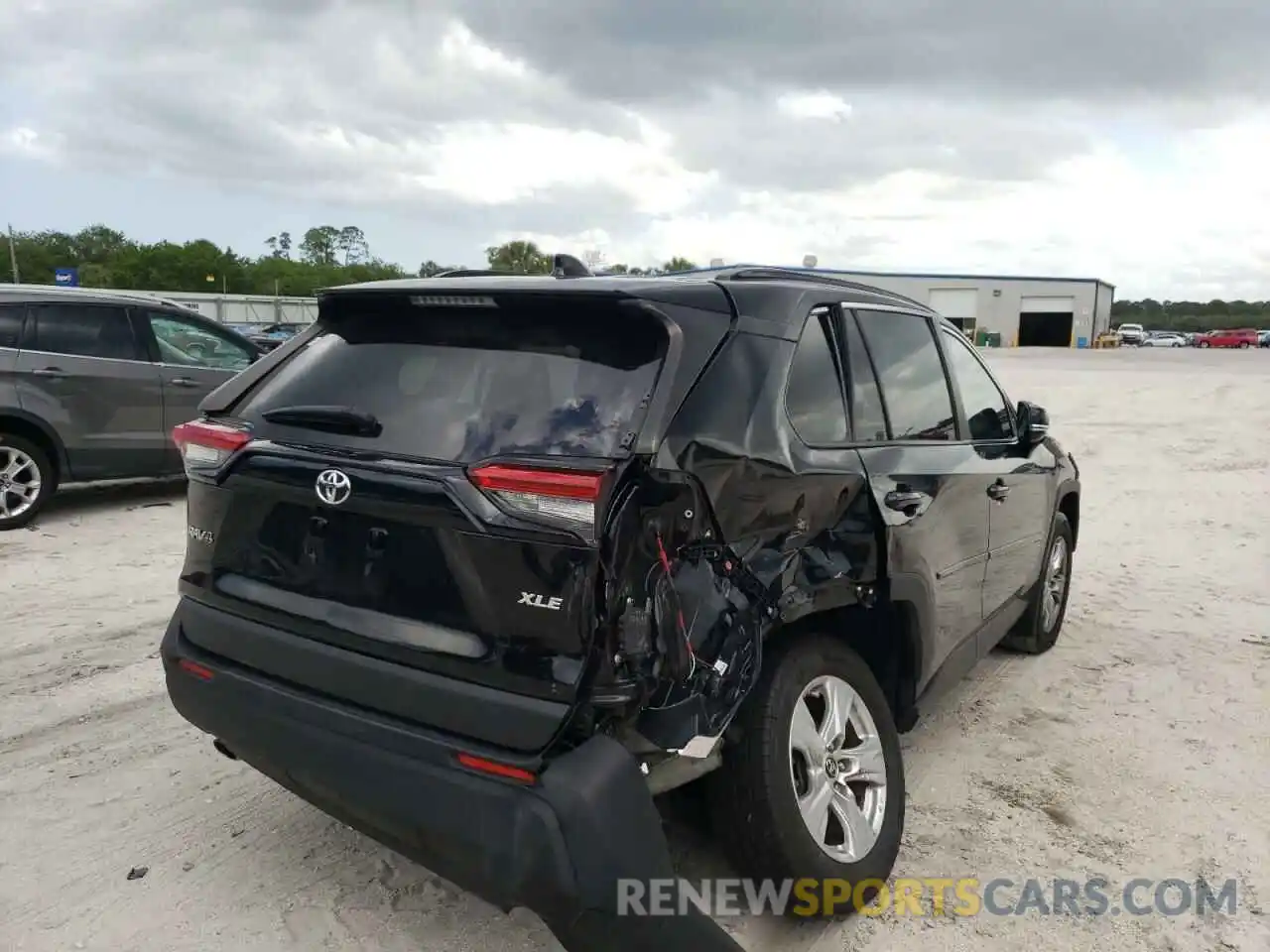 9 Photograph of a damaged car JTMW1RFV8KD022435 TOYOTA RAV4 2019