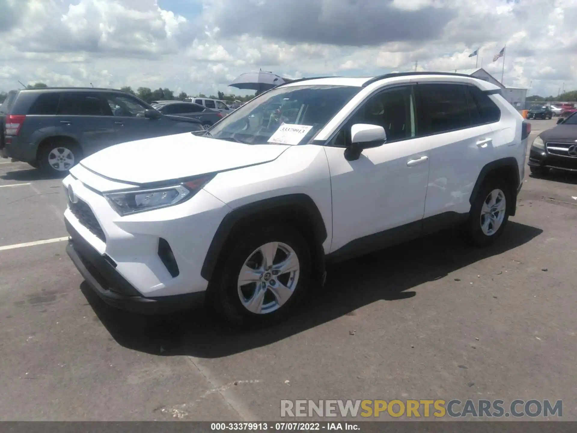 2 Фотография поврежденного автомобиля JTMW1RFV8KD032320 TOYOTA RAV4 2019