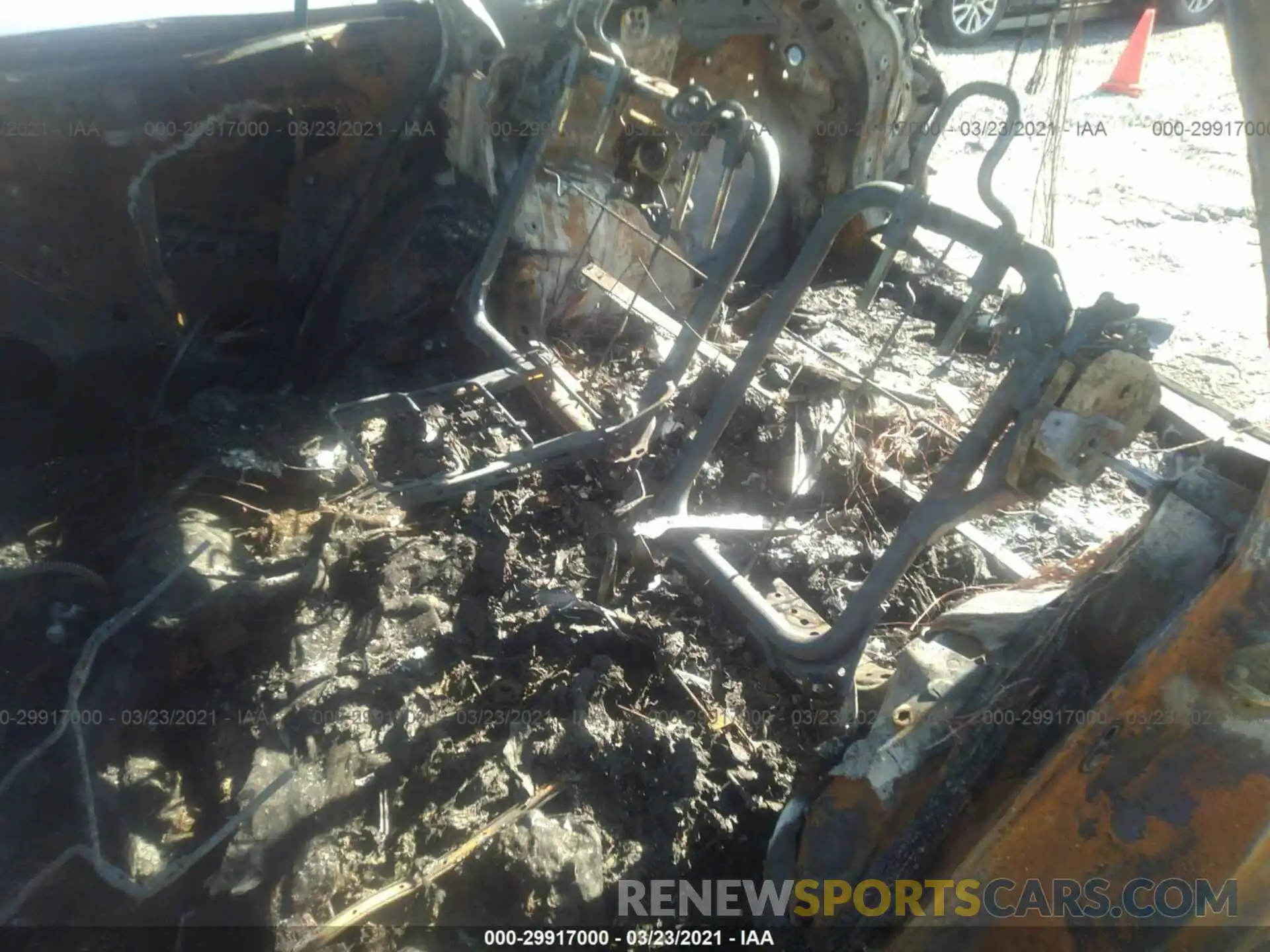 8 Photograph of a damaged car JTMW1RFV8KD038988 TOYOTA RAV4 2019