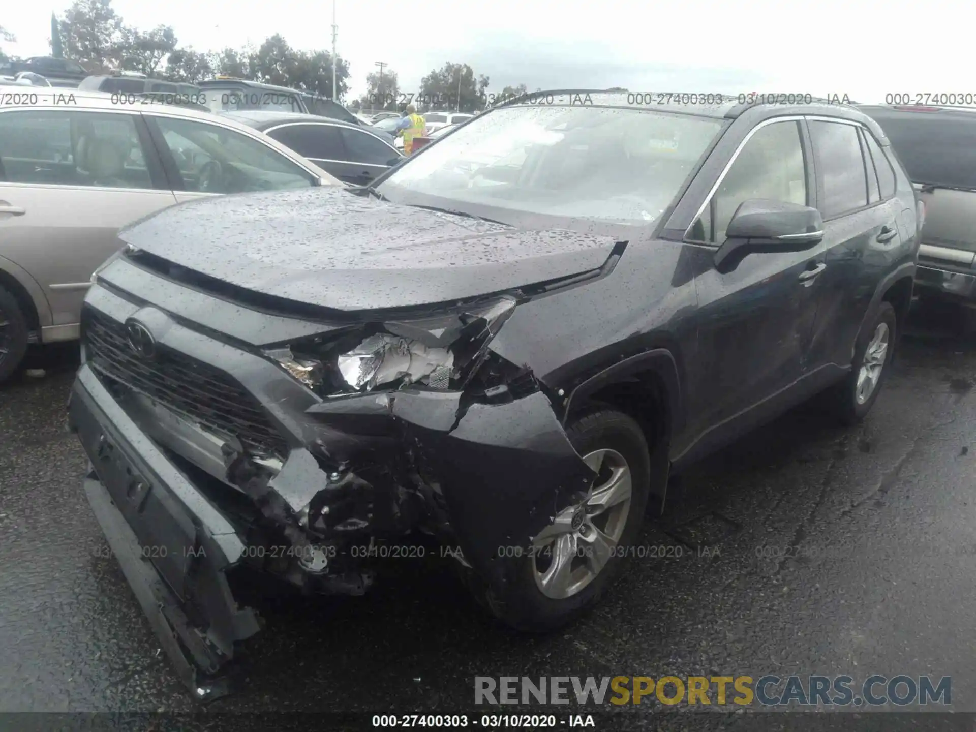 2 Photograph of a damaged car JTMW1RFV8KD039946 TOYOTA RAV4 2019