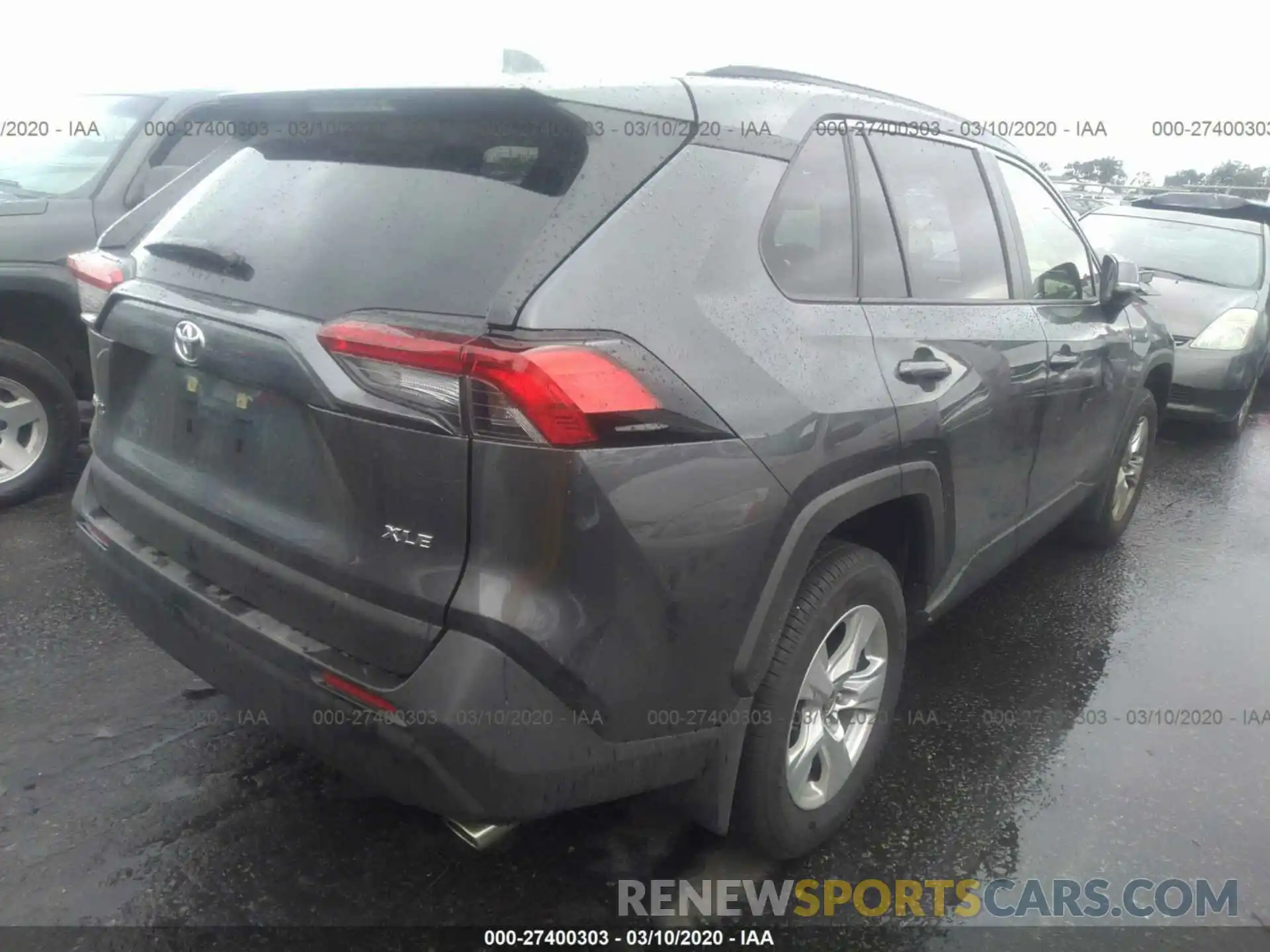 4 Photograph of a damaged car JTMW1RFV8KD039946 TOYOTA RAV4 2019