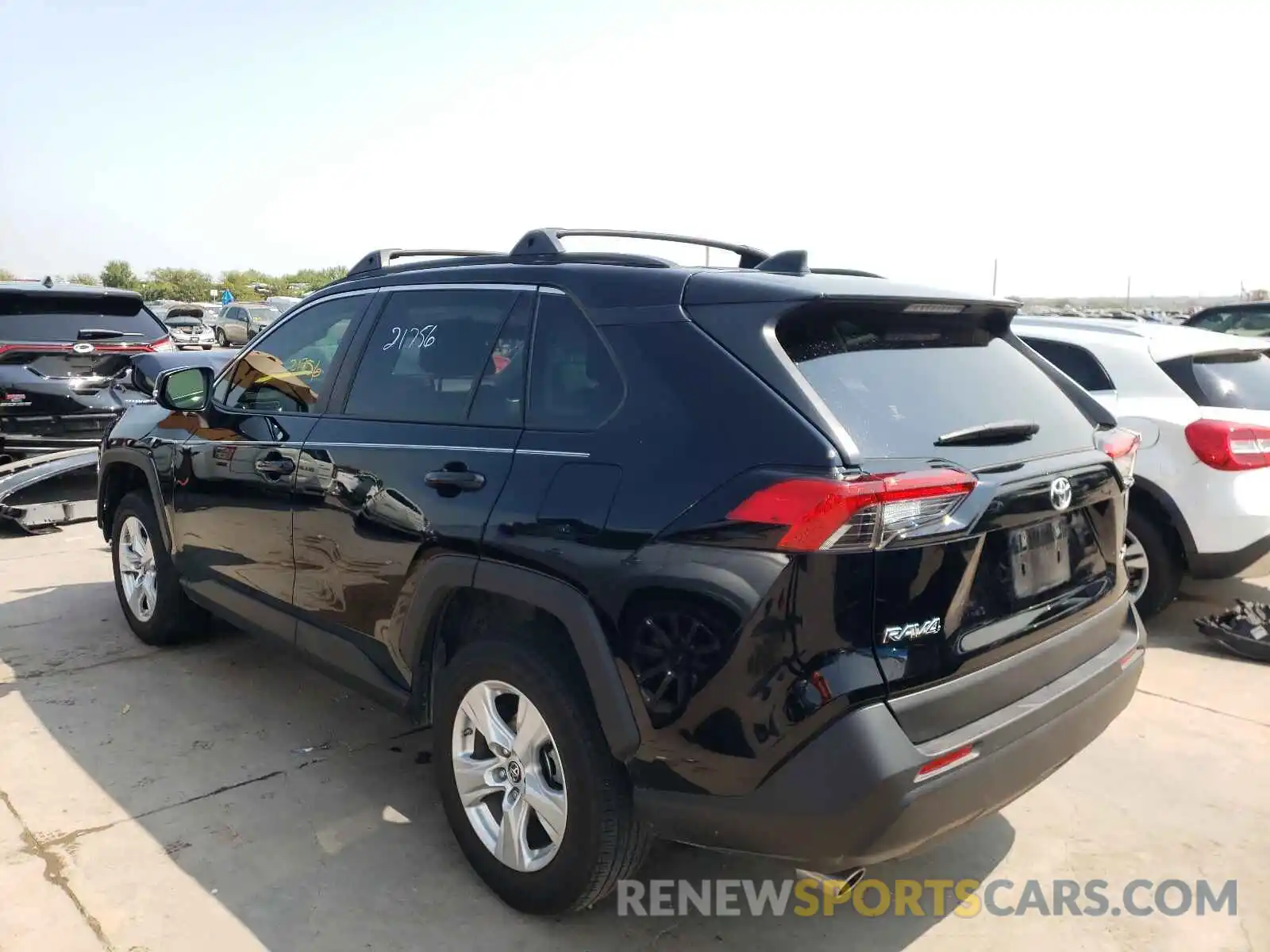 3 Photograph of a damaged car JTMW1RFV8KD511367 TOYOTA RAV4 2019