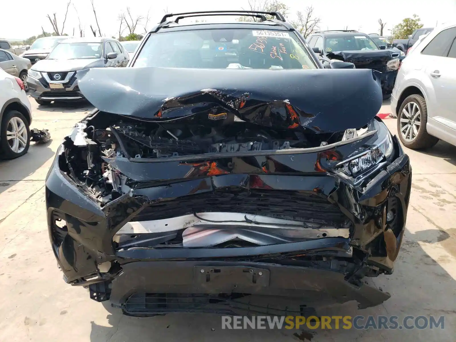 9 Photograph of a damaged car JTMW1RFV8KD511367 TOYOTA RAV4 2019