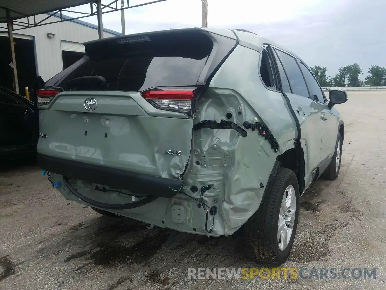 4 Photograph of a damaged car JTMW1RFV8KD513300 TOYOTA RAV4 2019