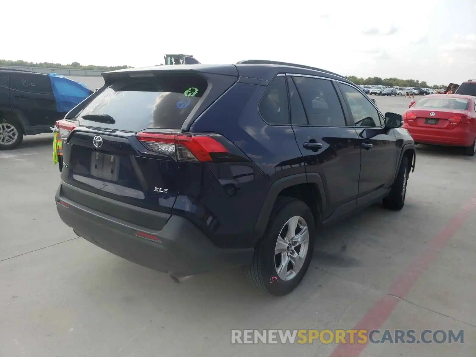 4 Фотография поврежденного автомобиля JTMW1RFV8KJ002834 TOYOTA RAV4 2019