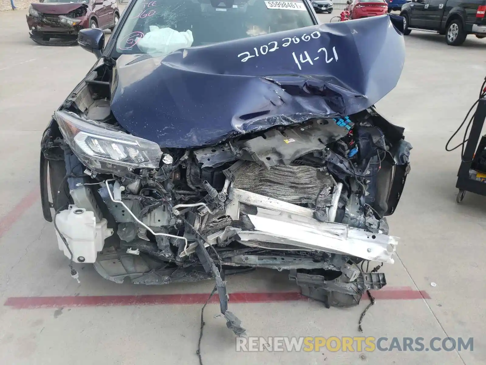 7 Photograph of a damaged car JTMW1RFV8KJ002834 TOYOTA RAV4 2019