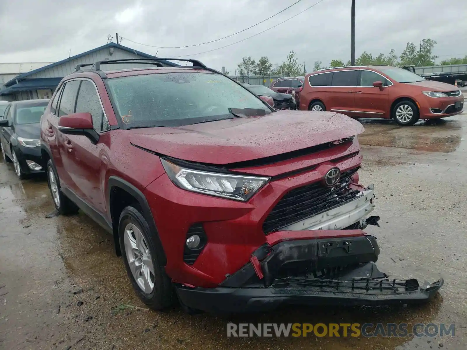 1 Photograph of a damaged car JTMW1RFV8KJ005684 TOYOTA RAV4 2019