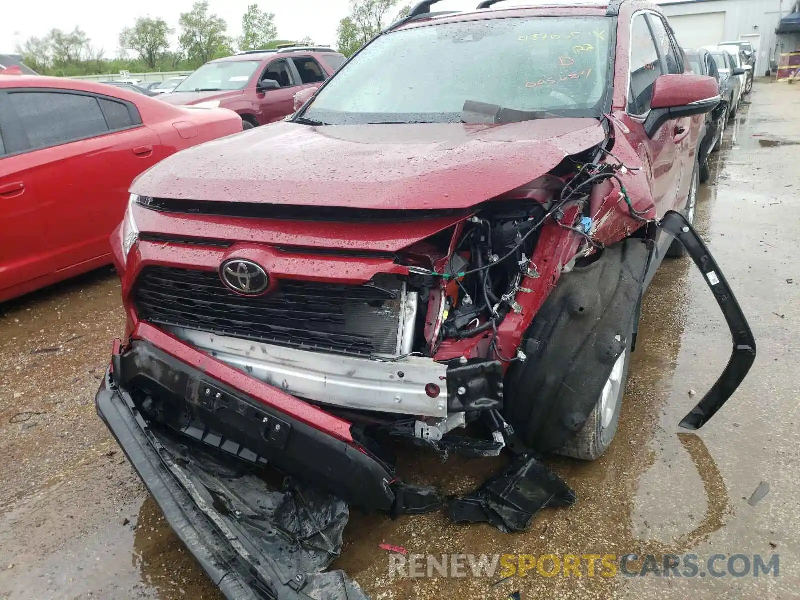 9 Photograph of a damaged car JTMW1RFV8KJ005684 TOYOTA RAV4 2019