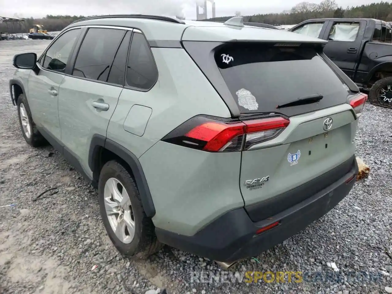 3 Photograph of a damaged car JTMW1RFV8KJ011632 TOYOTA RAV4 2019