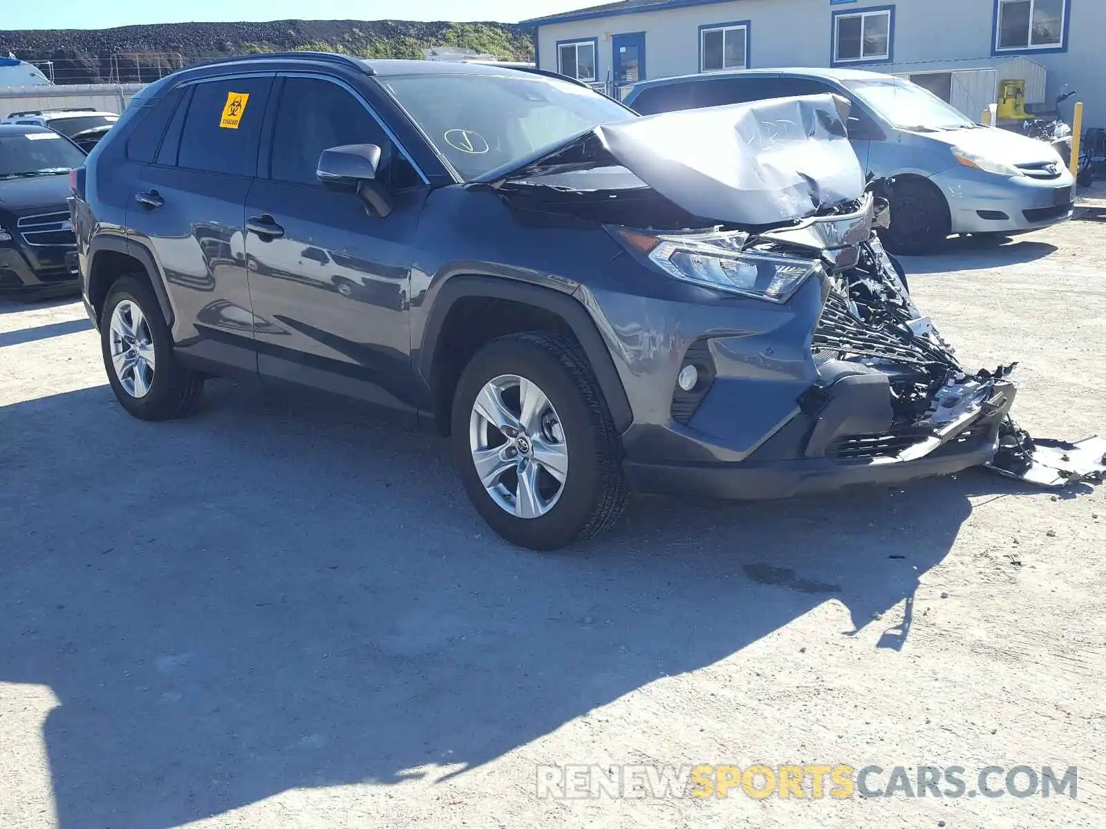 1 Photograph of a damaged car JTMW1RFV8KJ016877 TOYOTA RAV4 2019