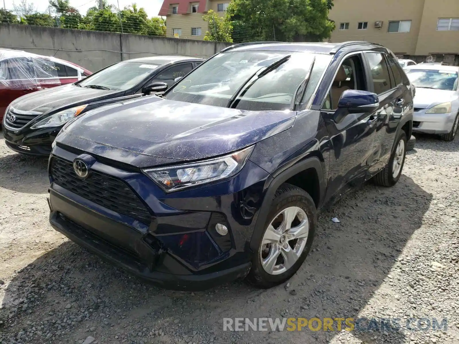 2 Фотография поврежденного автомобиля JTMW1RFV9KD004039 TOYOTA RAV4 2019