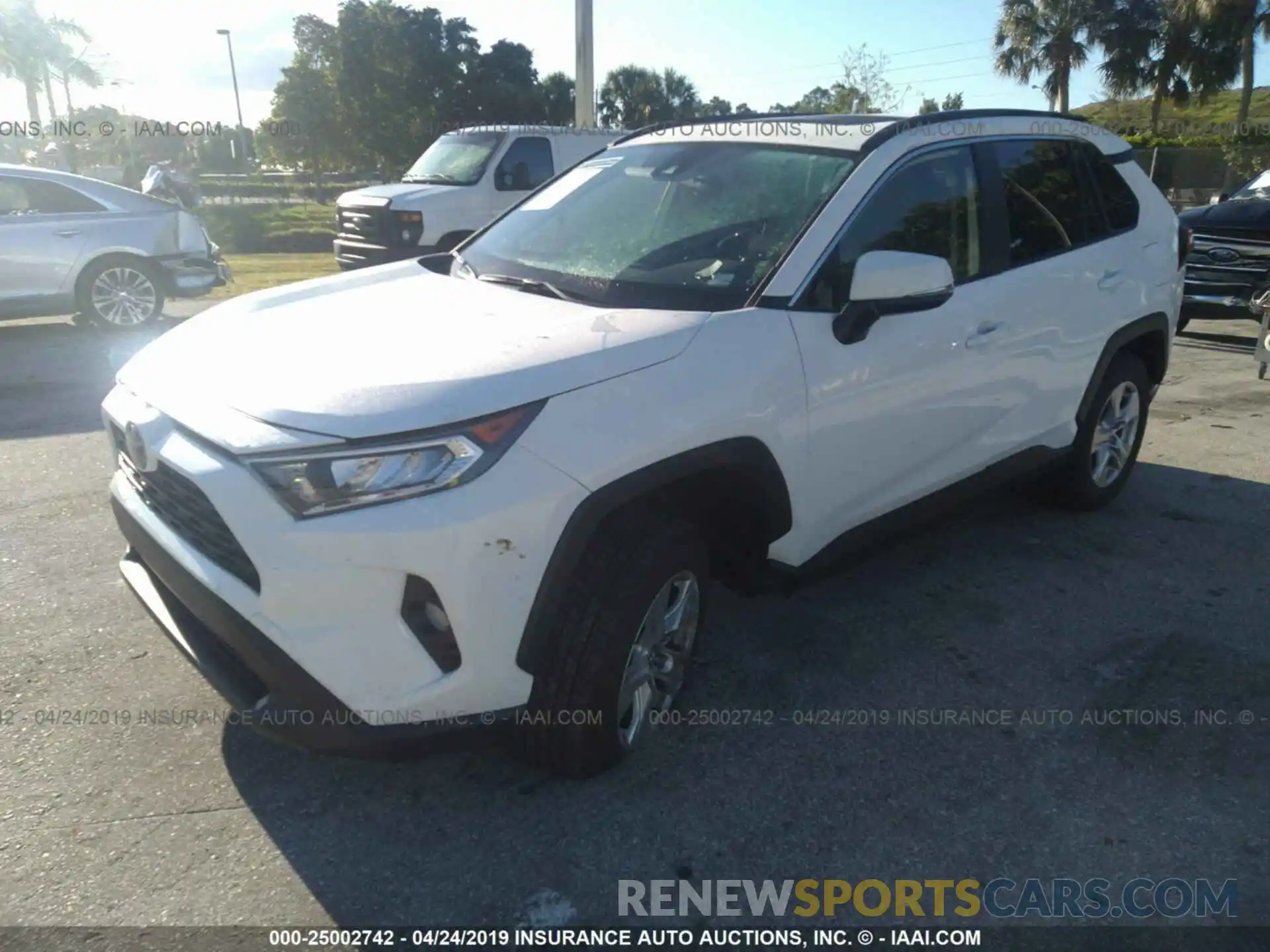 2 Photograph of a damaged car JTMW1RFV9KD011332 TOYOTA RAV4 2019