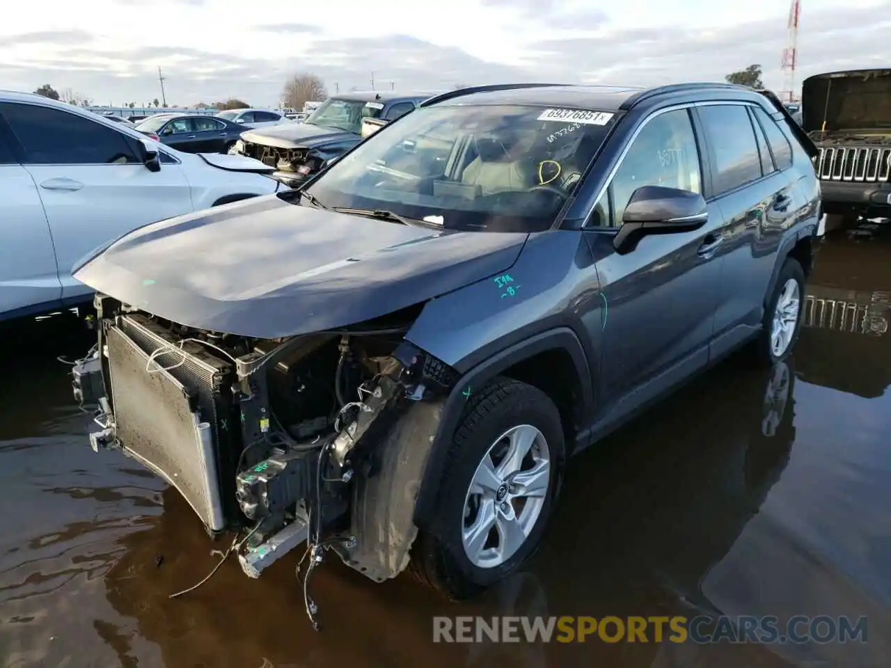 2 Фотография поврежденного автомобиля JTMW1RFV9KD011699 TOYOTA RAV4 2019