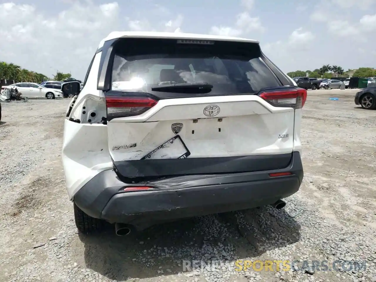 9 Photograph of a damaged car JTMW1RFV9KD011878 TOYOTA RAV4 2019