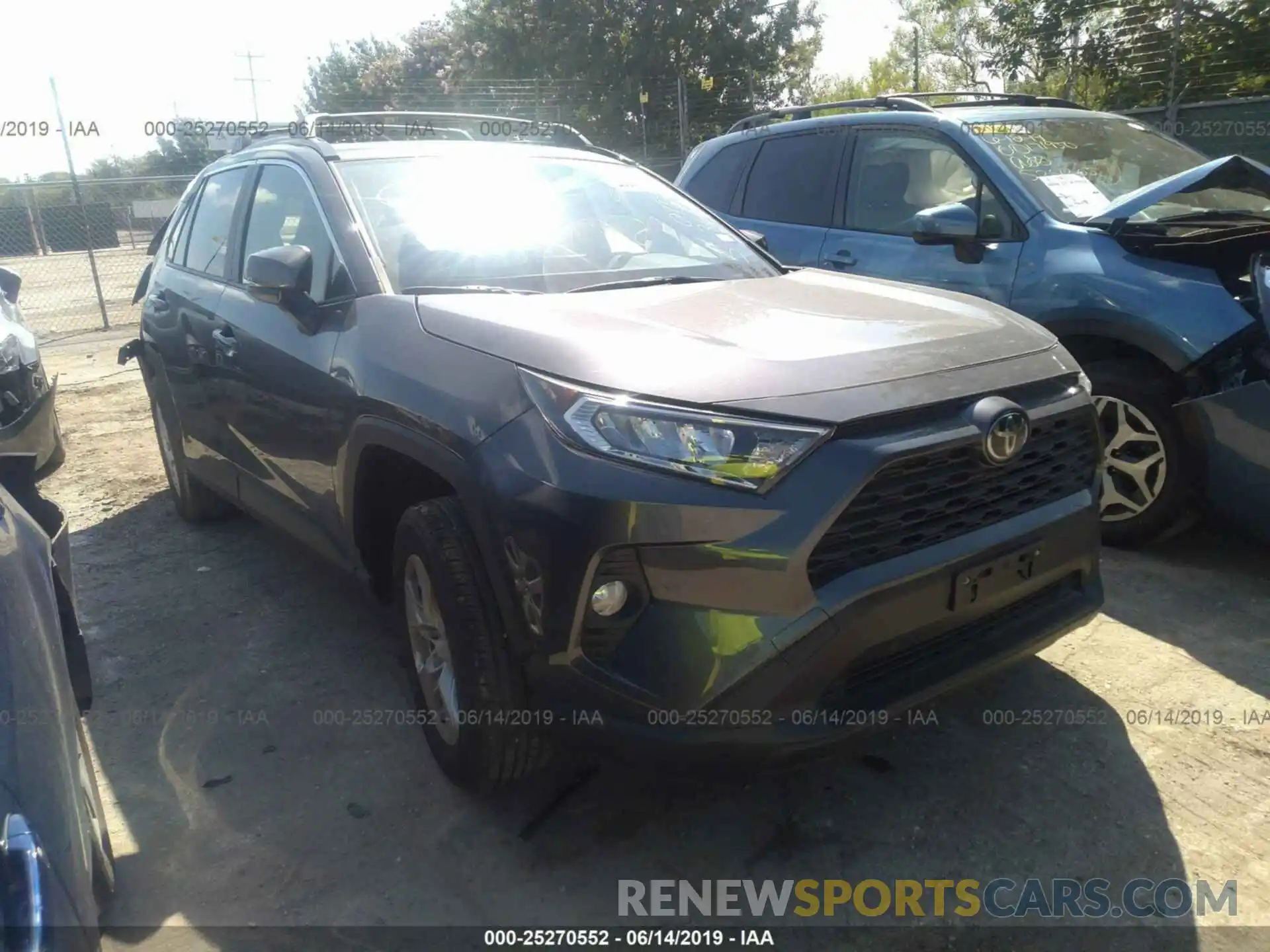 1 Photograph of a damaged car JTMW1RFV9KD015364 TOYOTA RAV4 2019