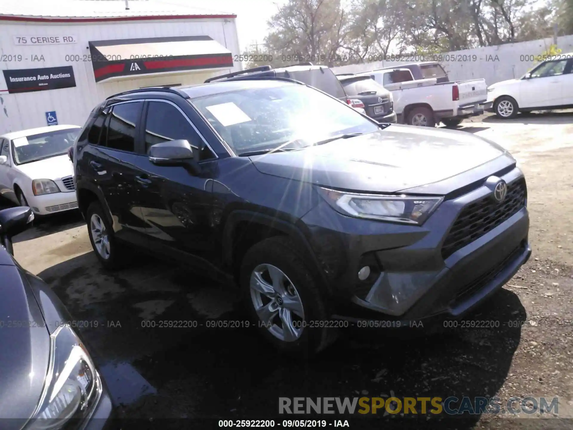 1 Photograph of a damaged car JTMW1RFV9KD019799 TOYOTA RAV4 2019