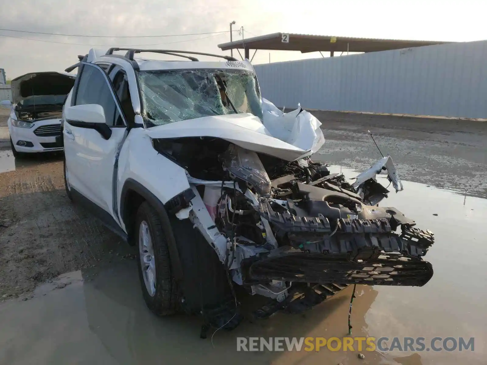 1 Photograph of a damaged car JTMW1RFV9KD020287 TOYOTA RAV4 2019