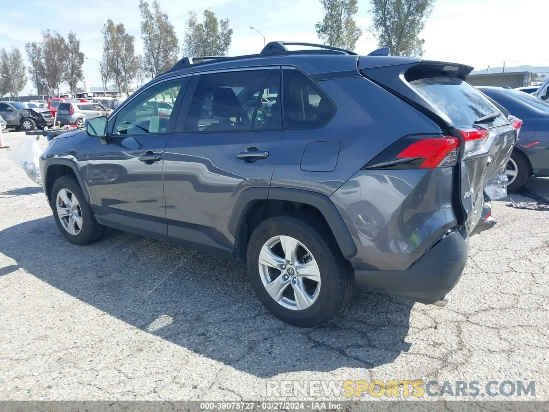 3 Фотография поврежденного автомобиля JTMW1RFV9KD023528 TOYOTA RAV4 2019