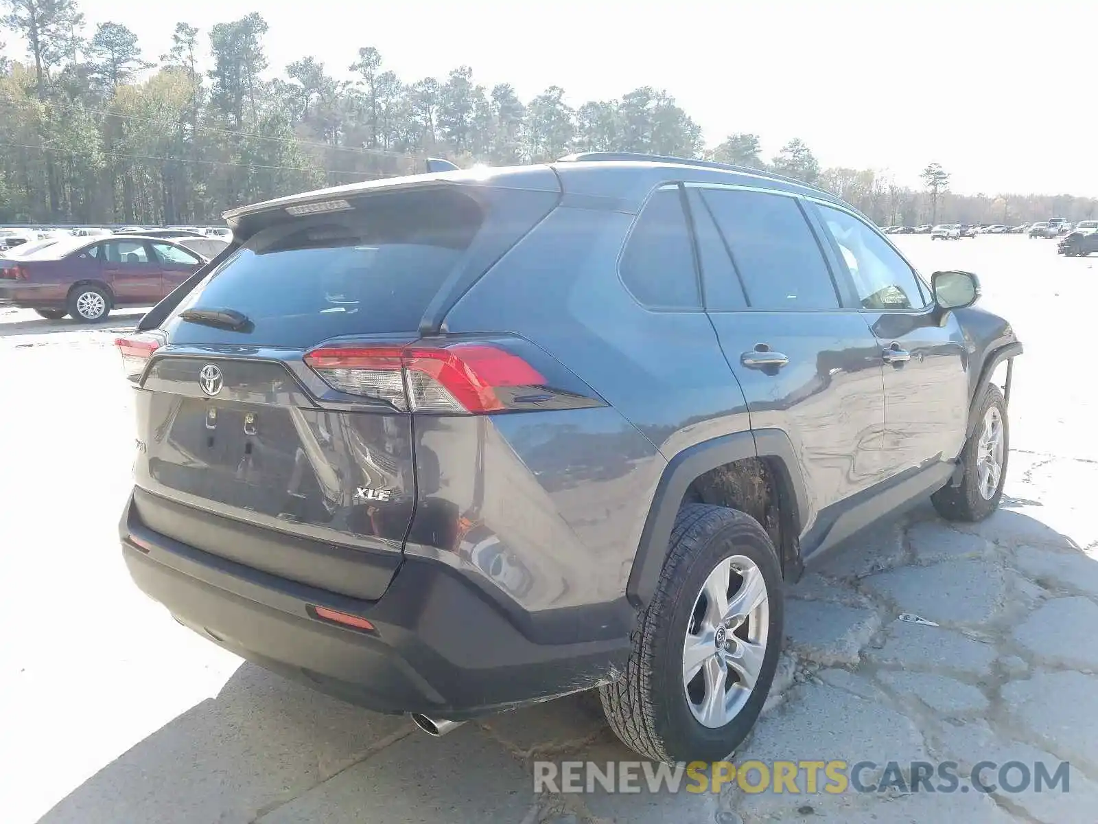 4 Photograph of a damaged car JTMW1RFV9KD033671 TOYOTA RAV4 2019