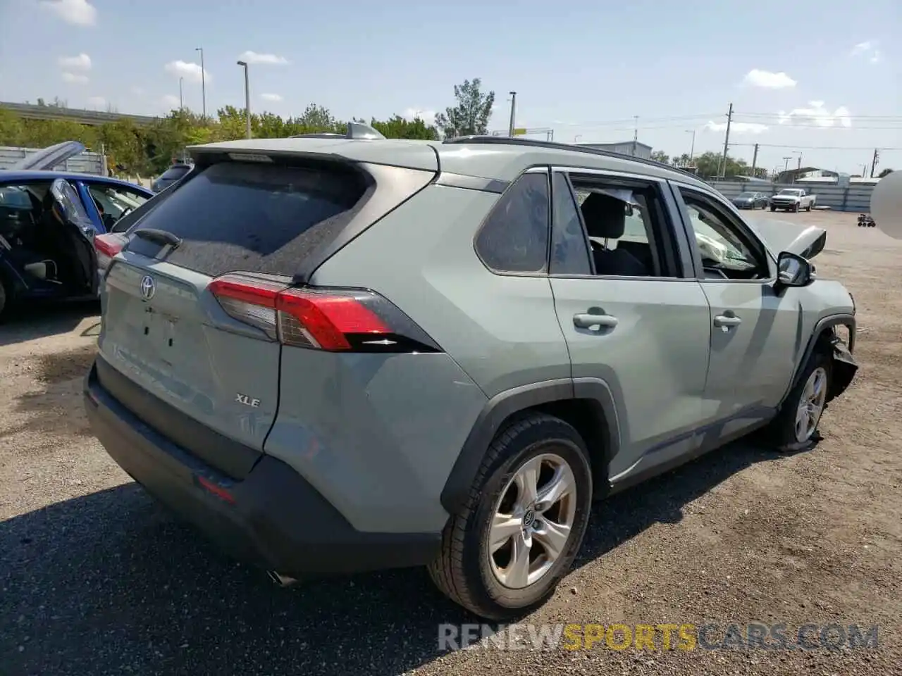 4 Фотография поврежденного автомобиля JTMW1RFV9KD500832 TOYOTA RAV4 2019