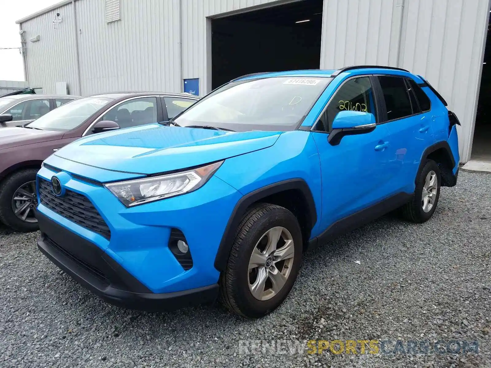 2 Фотография поврежденного автомобиля JTMW1RFV9KD500863 TOYOTA RAV4 2019