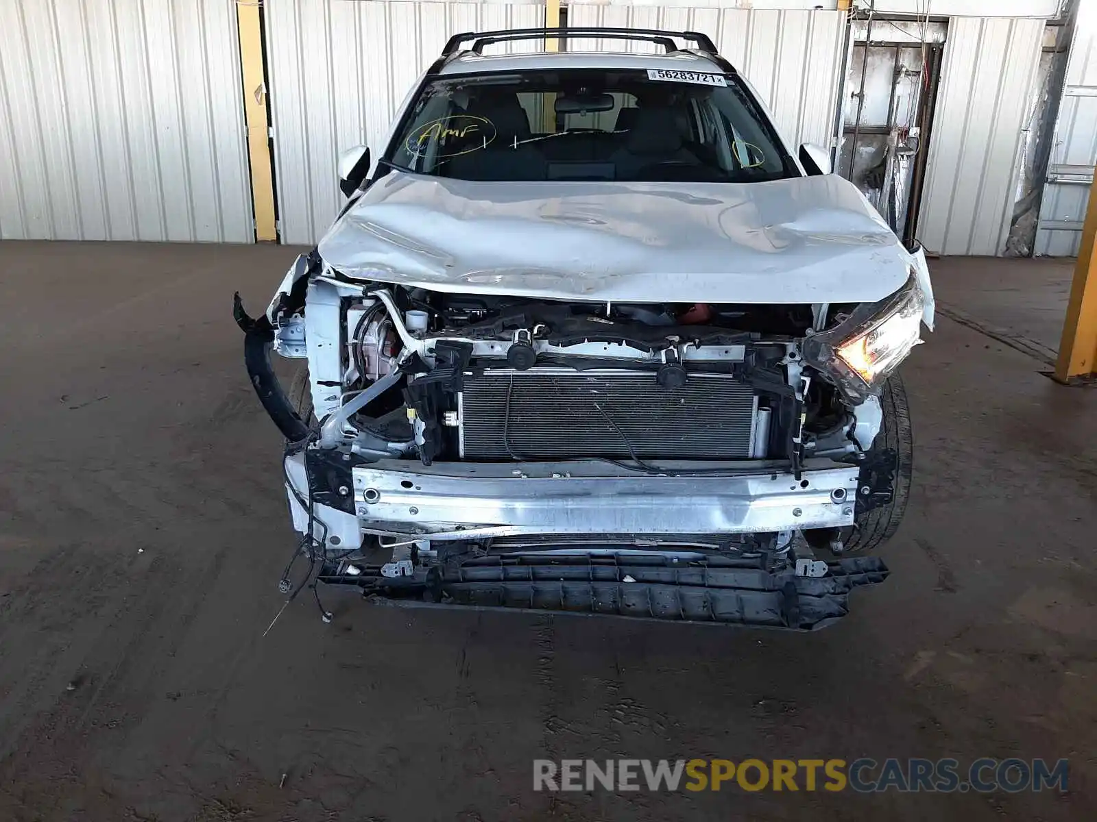 9 Photograph of a damaged car JTMW1RFV9KD501608 TOYOTA RAV4 2019