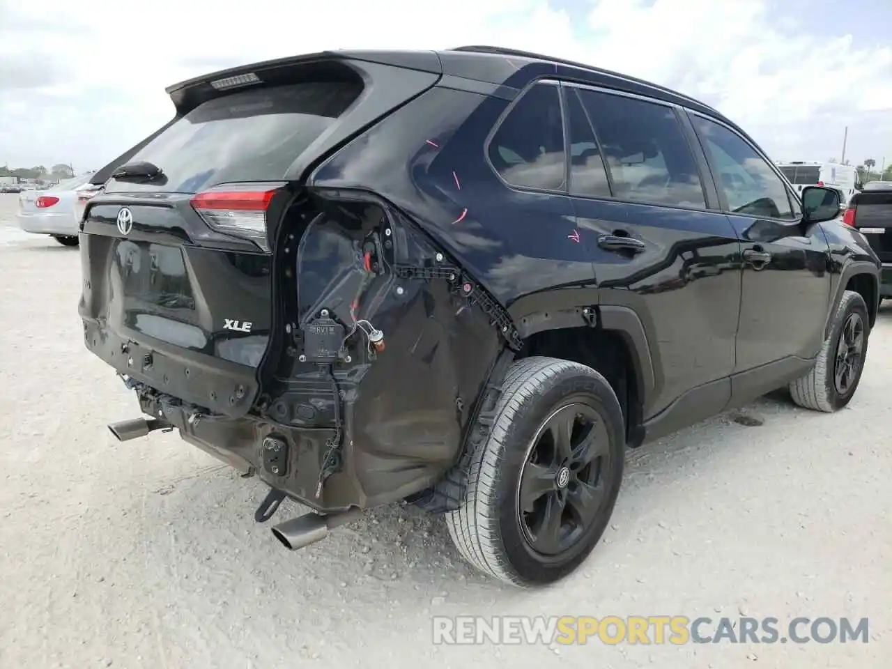 4 Photograph of a damaged car JTMW1RFV9KD509482 TOYOTA RAV4 2019