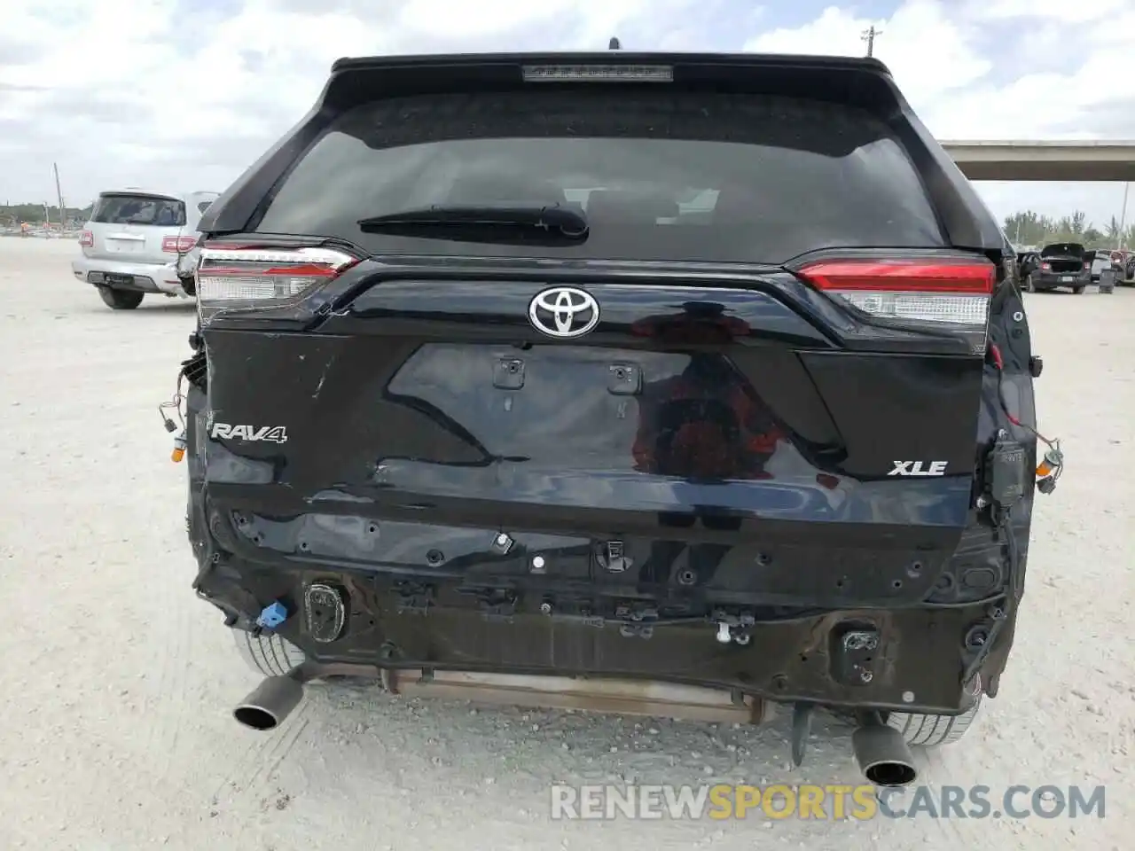 9 Photograph of a damaged car JTMW1RFV9KD509482 TOYOTA RAV4 2019