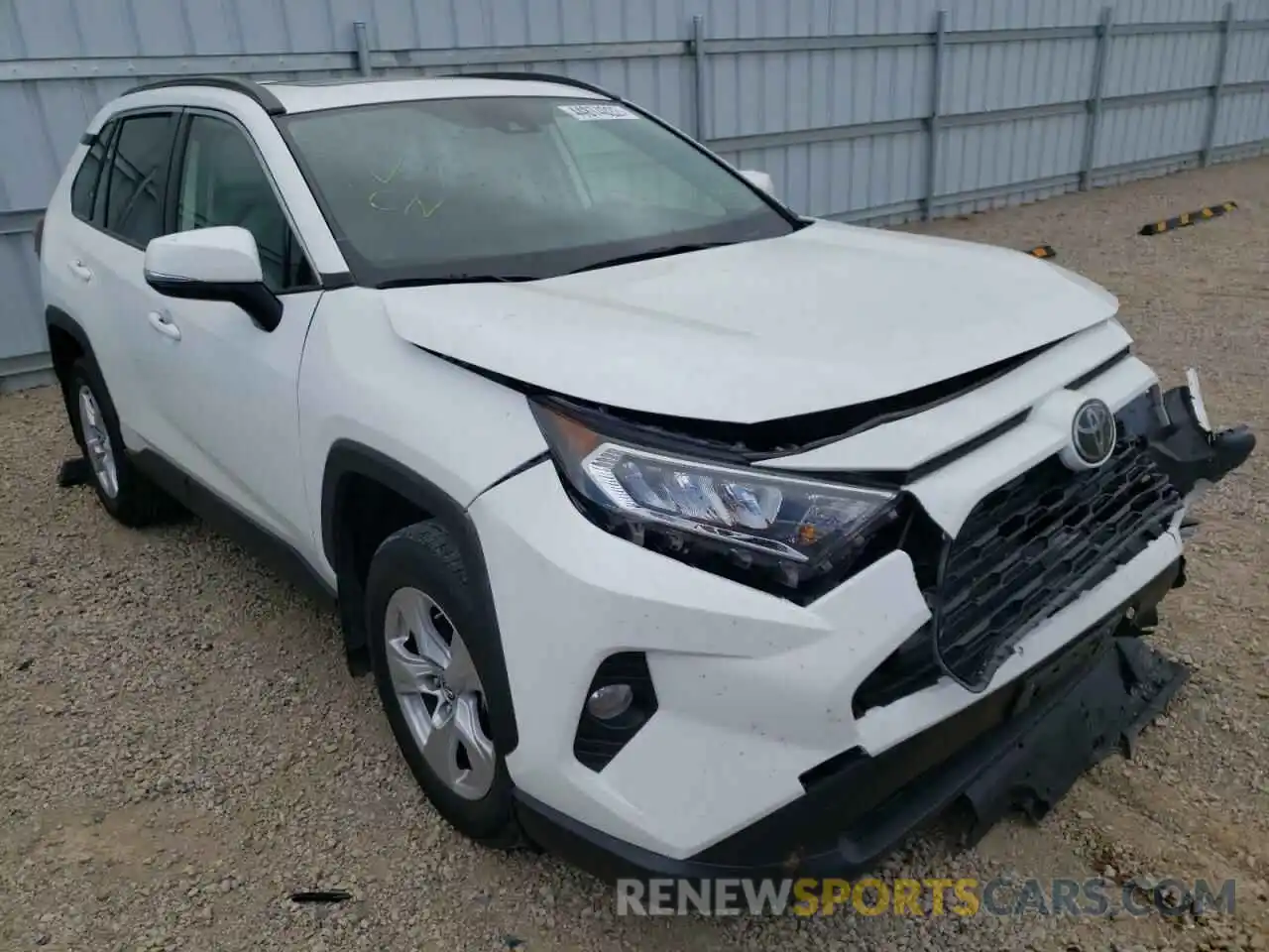 1 Photograph of a damaged car JTMW1RFV9KJ008240 TOYOTA RAV4 2019