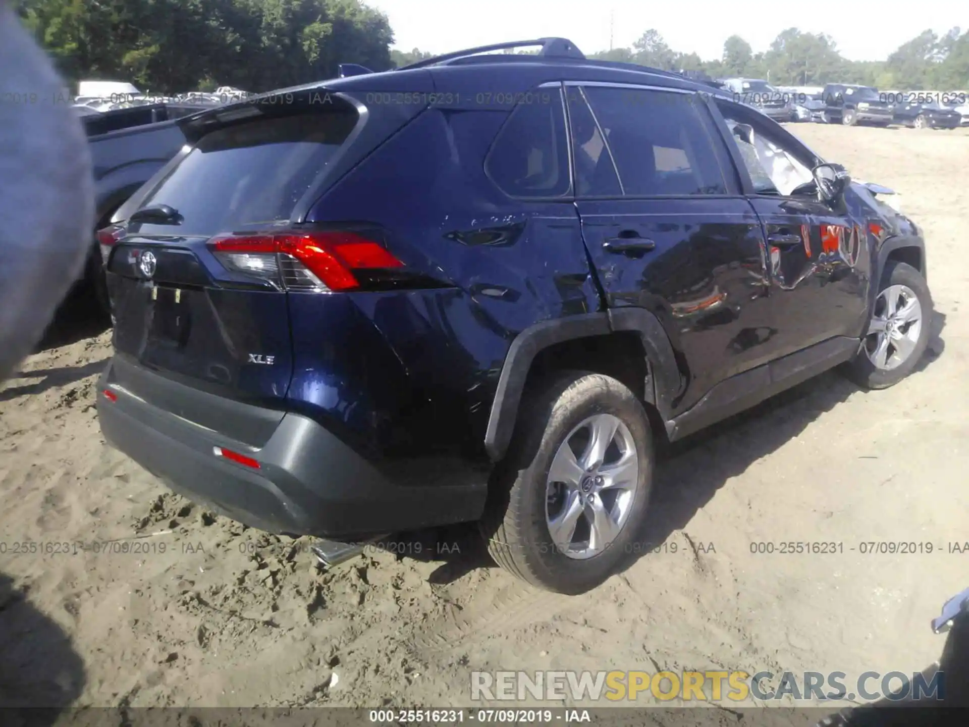 4 Photograph of a damaged car JTMW1RFV9KJ011798 TOYOTA RAV4 2019