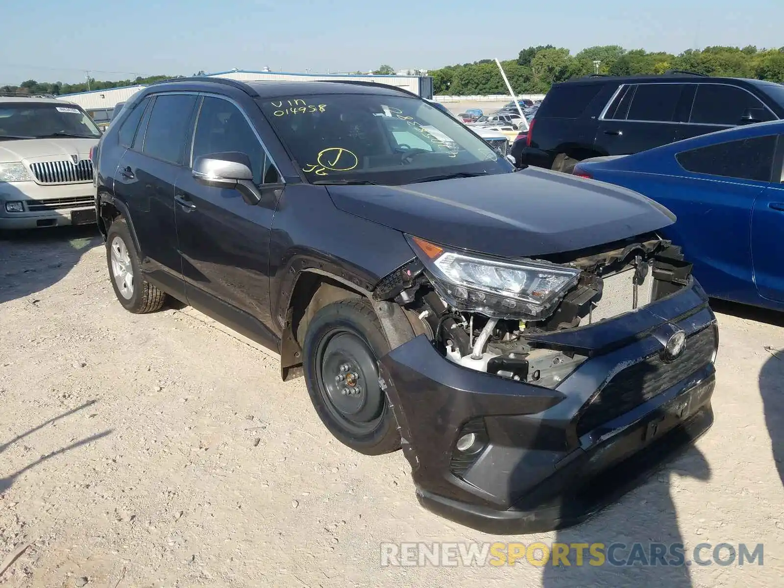 1 Photograph of a damaged car JTMW1RFV9KJ014958 TOYOTA RAV4 2019