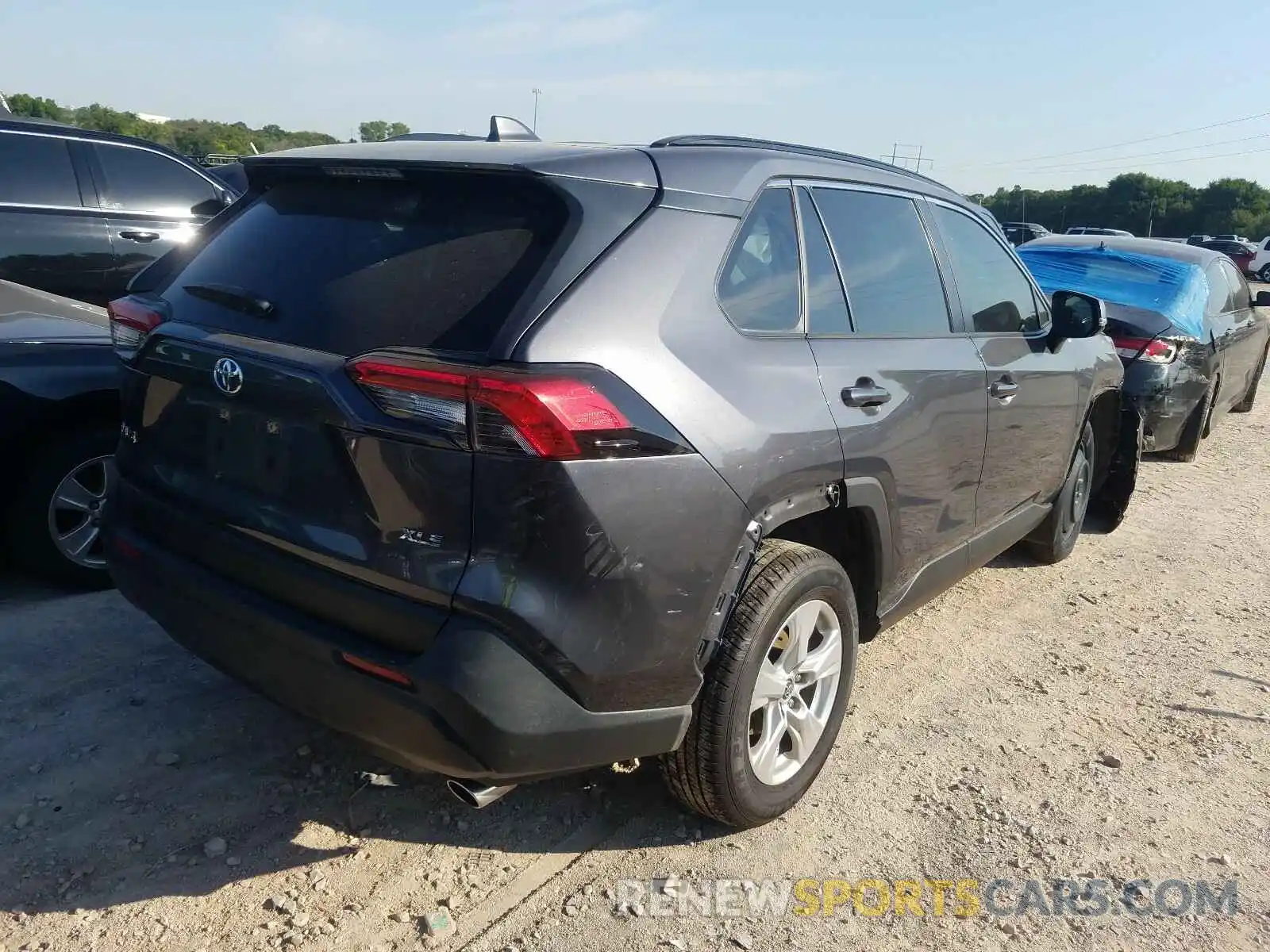 4 Photograph of a damaged car JTMW1RFV9KJ014958 TOYOTA RAV4 2019