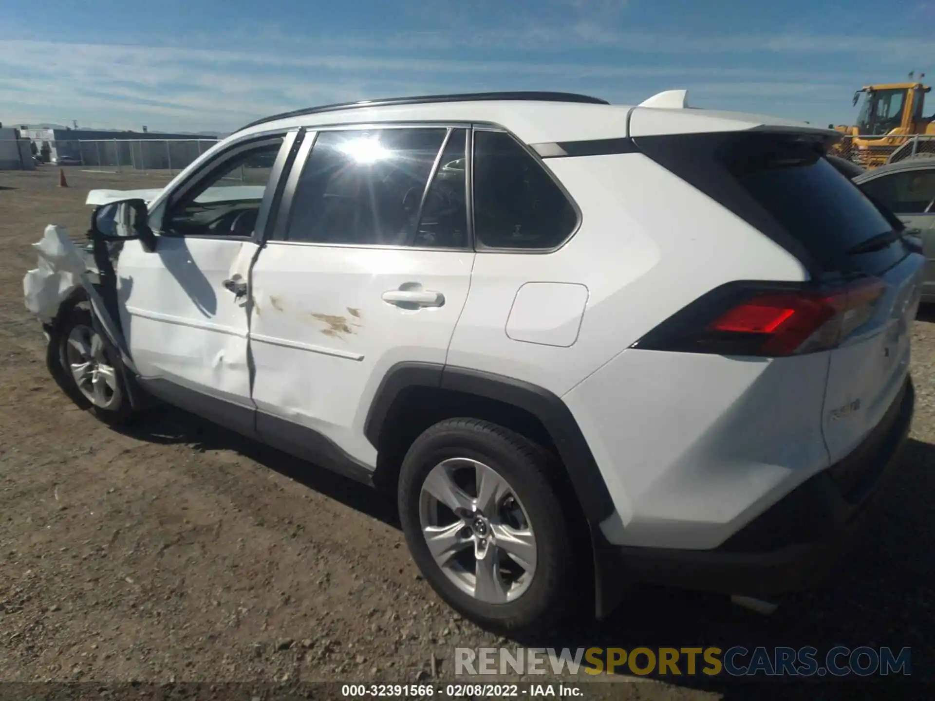 3 Photograph of a damaged car JTMW1RFV9KJ015415 TOYOTA RAV4 2019