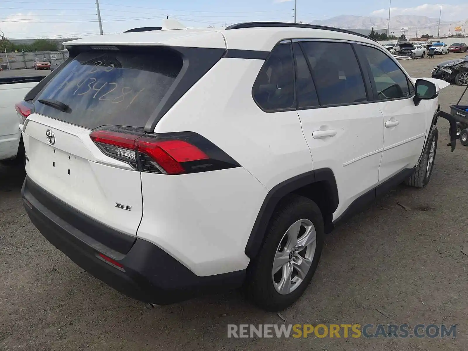 4 Фотография поврежденного автомобиля JTMW1RFVXKD007886 TOYOTA RAV4 2019