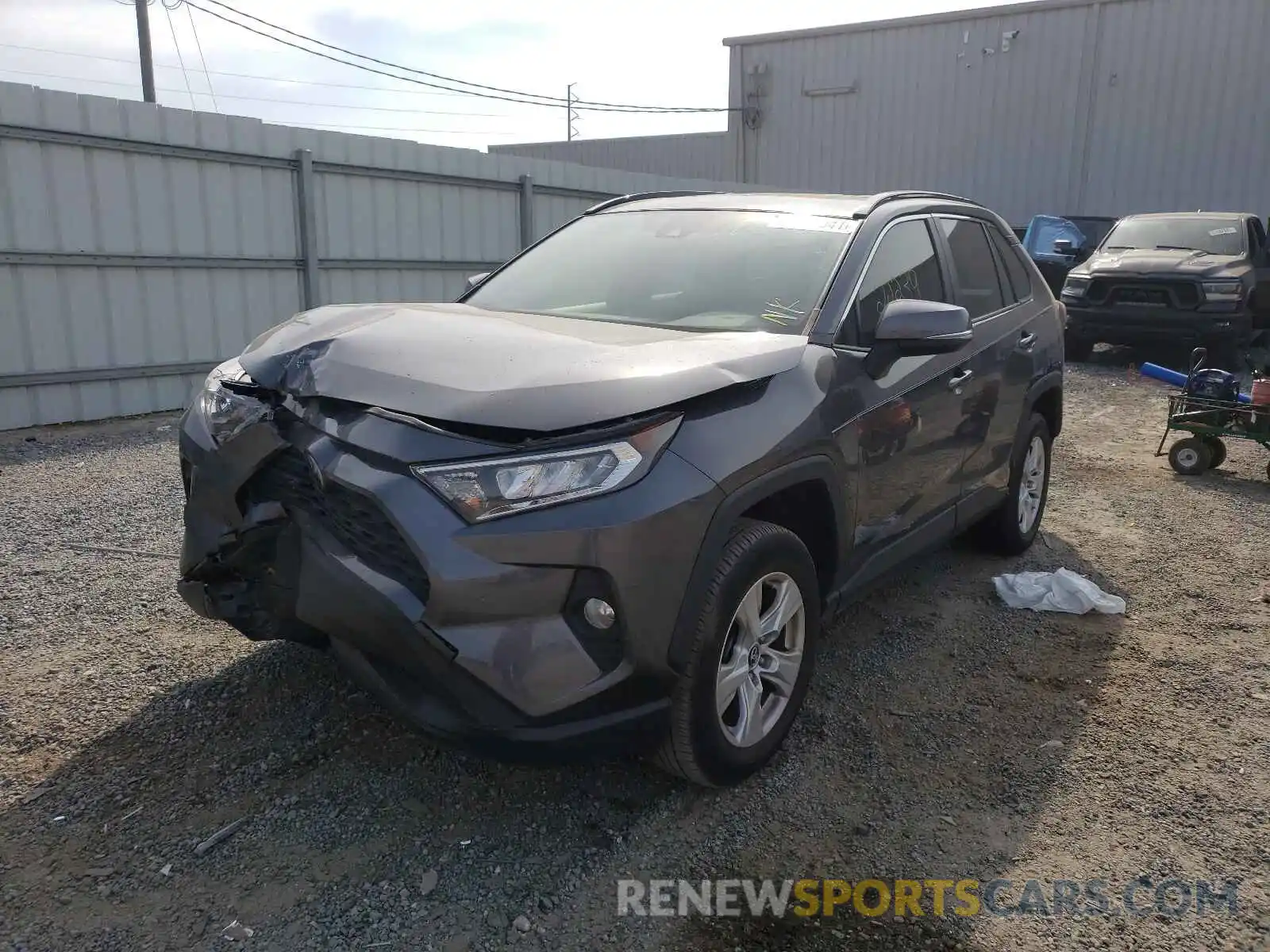 2 Фотография поврежденного автомобиля JTMW1RFVXKD008469 TOYOTA RAV4 2019