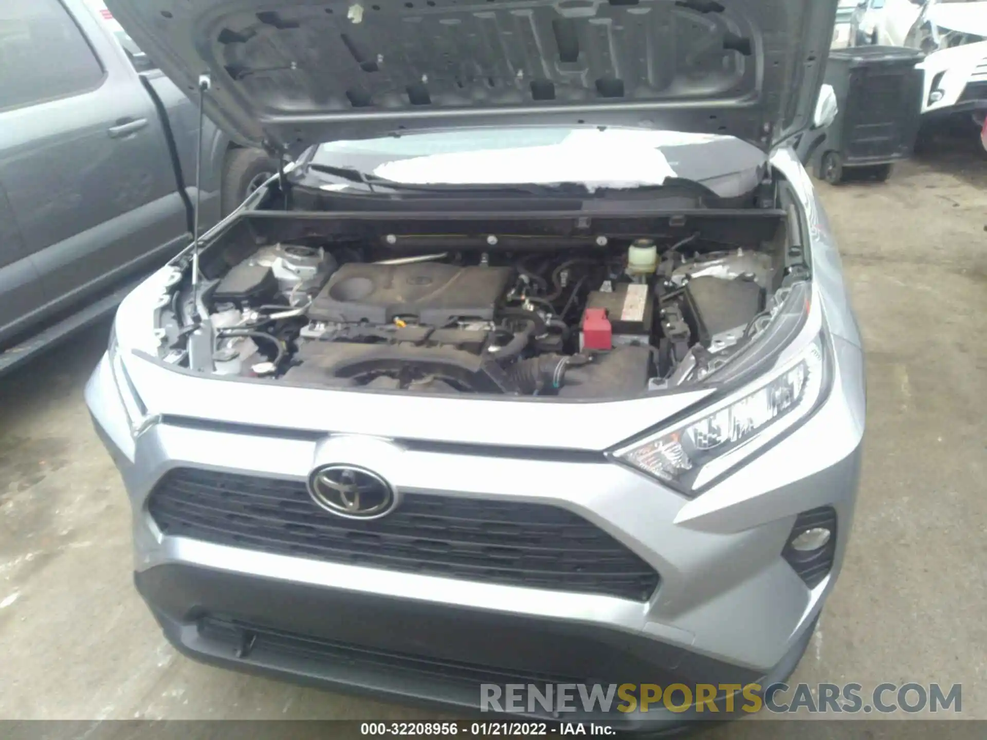 10 Photograph of a damaged car JTMW1RFVXKD013834 TOYOTA RAV4 2019