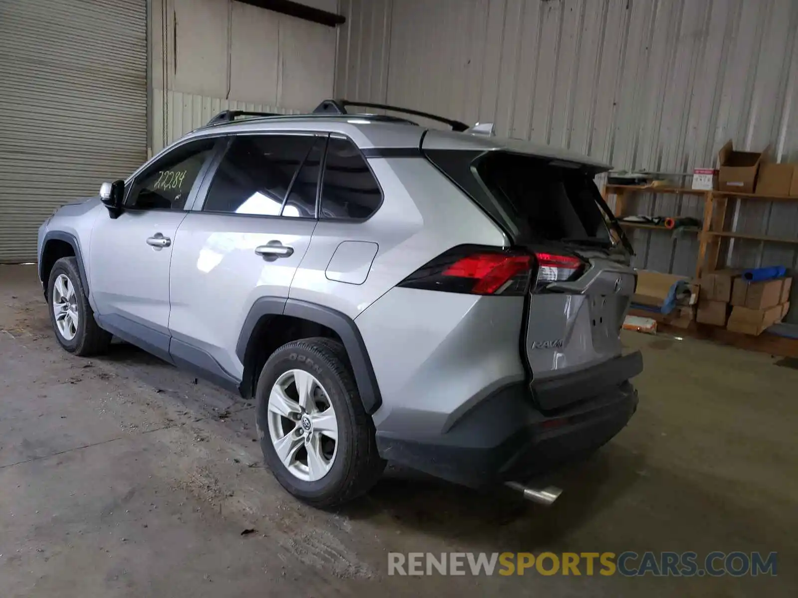 3 Фотография поврежденного автомобиля JTMW1RFVXKD018452 TOYOTA RAV4 2019